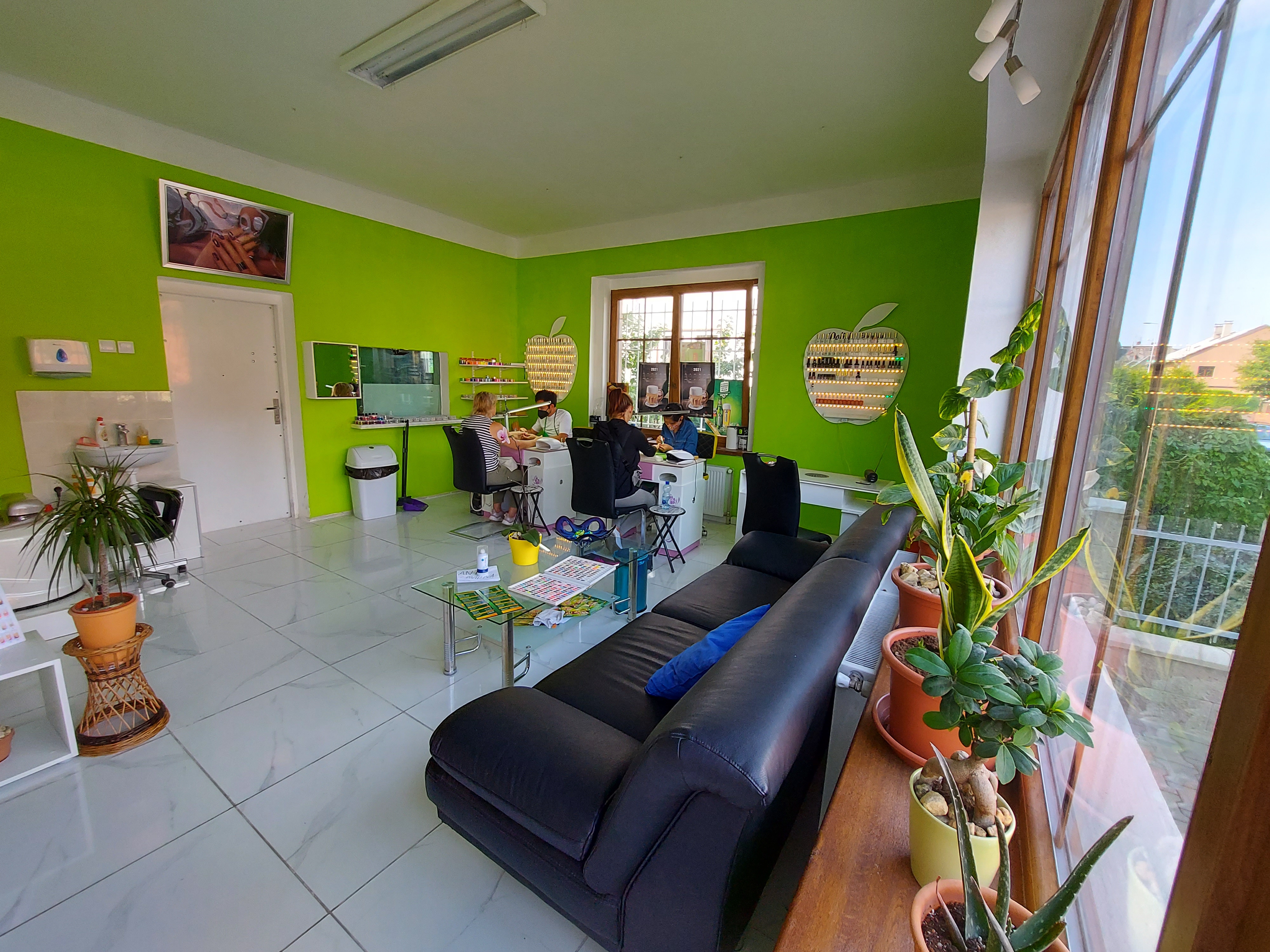 NEHTY - ANÍ STUDIO NAILS foto 2