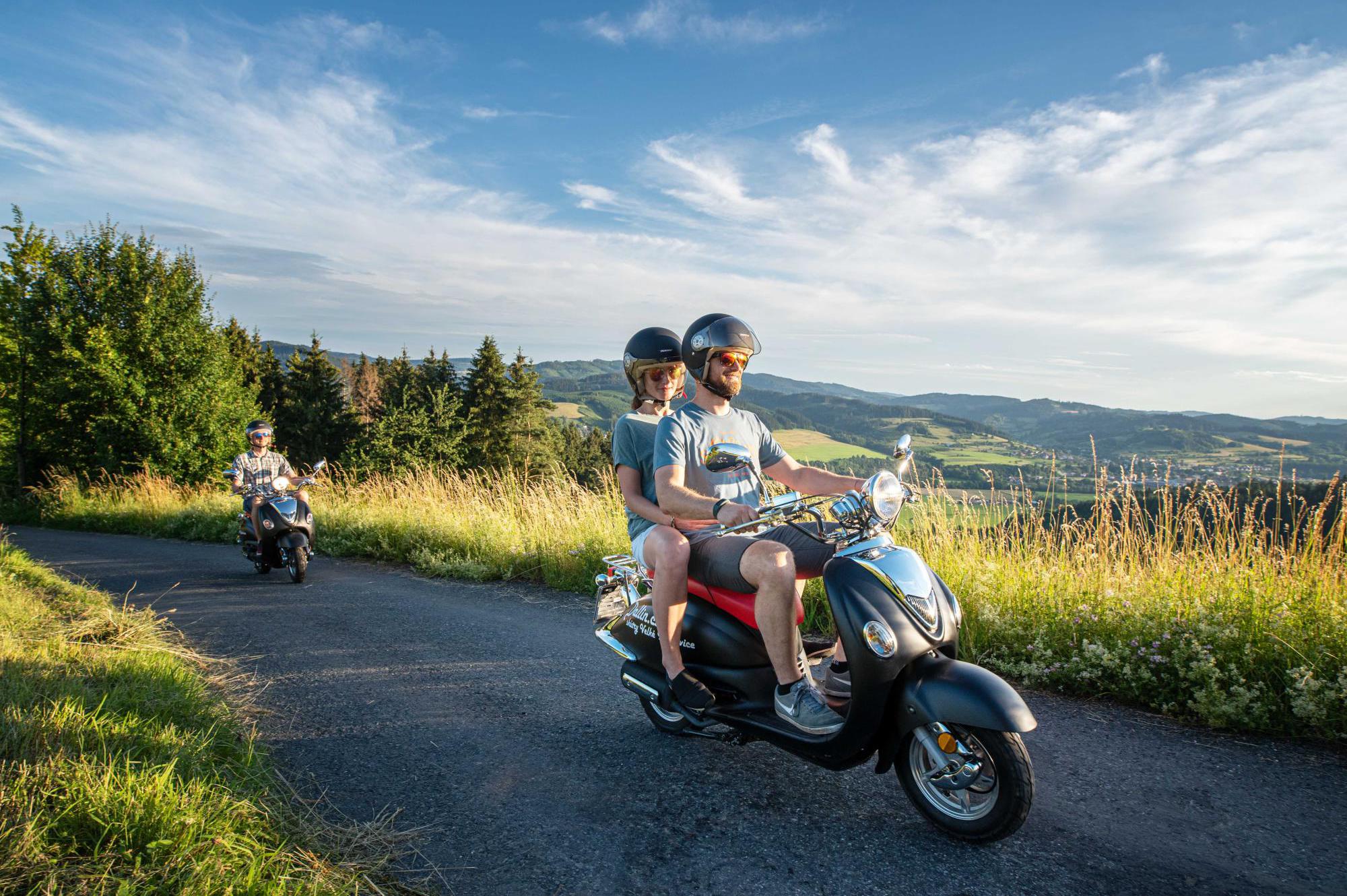 Půjčovna skútrů – DALLIN.CZ