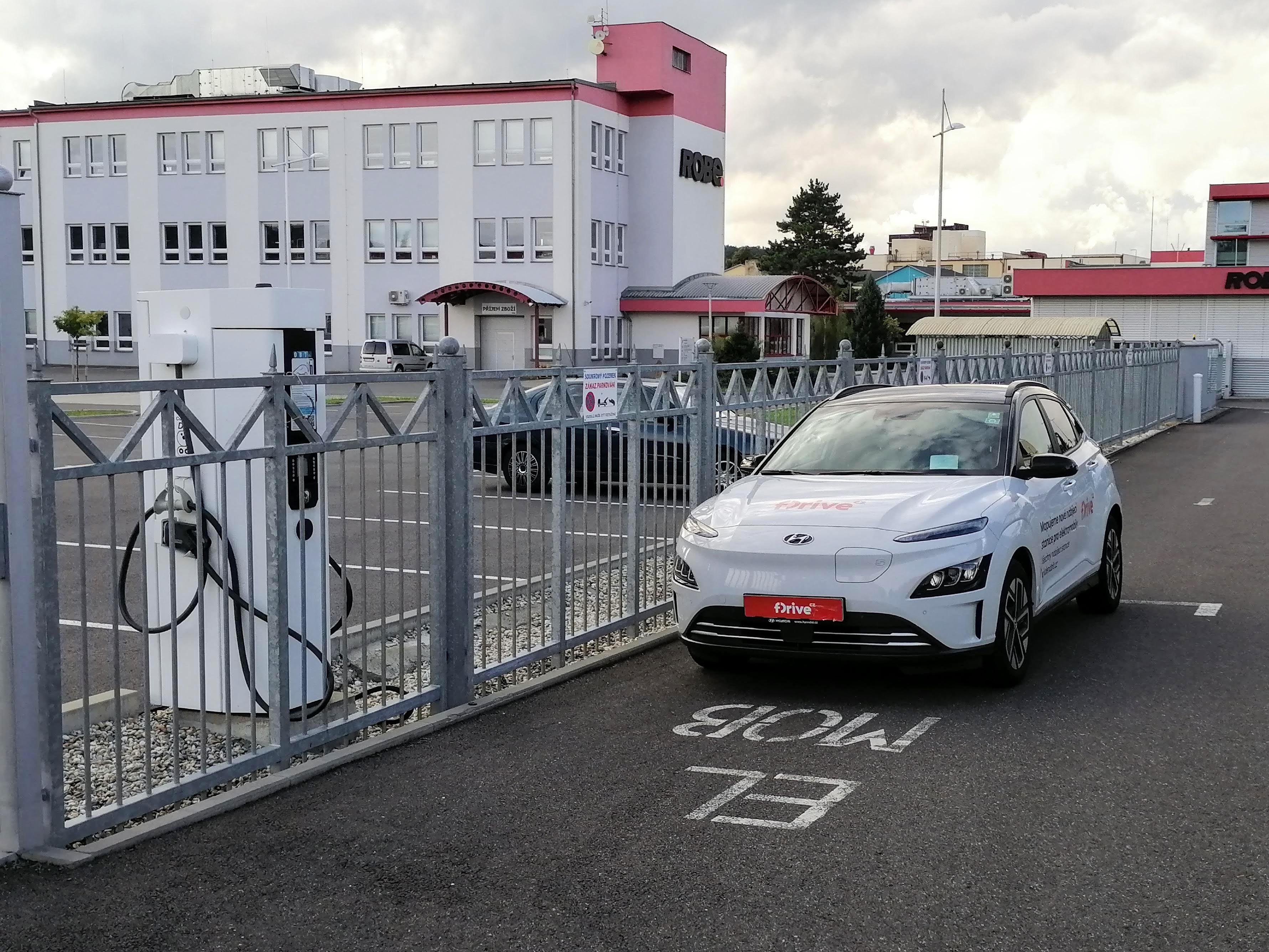 inChaNet s.r.o. - Nabíjecí stanice