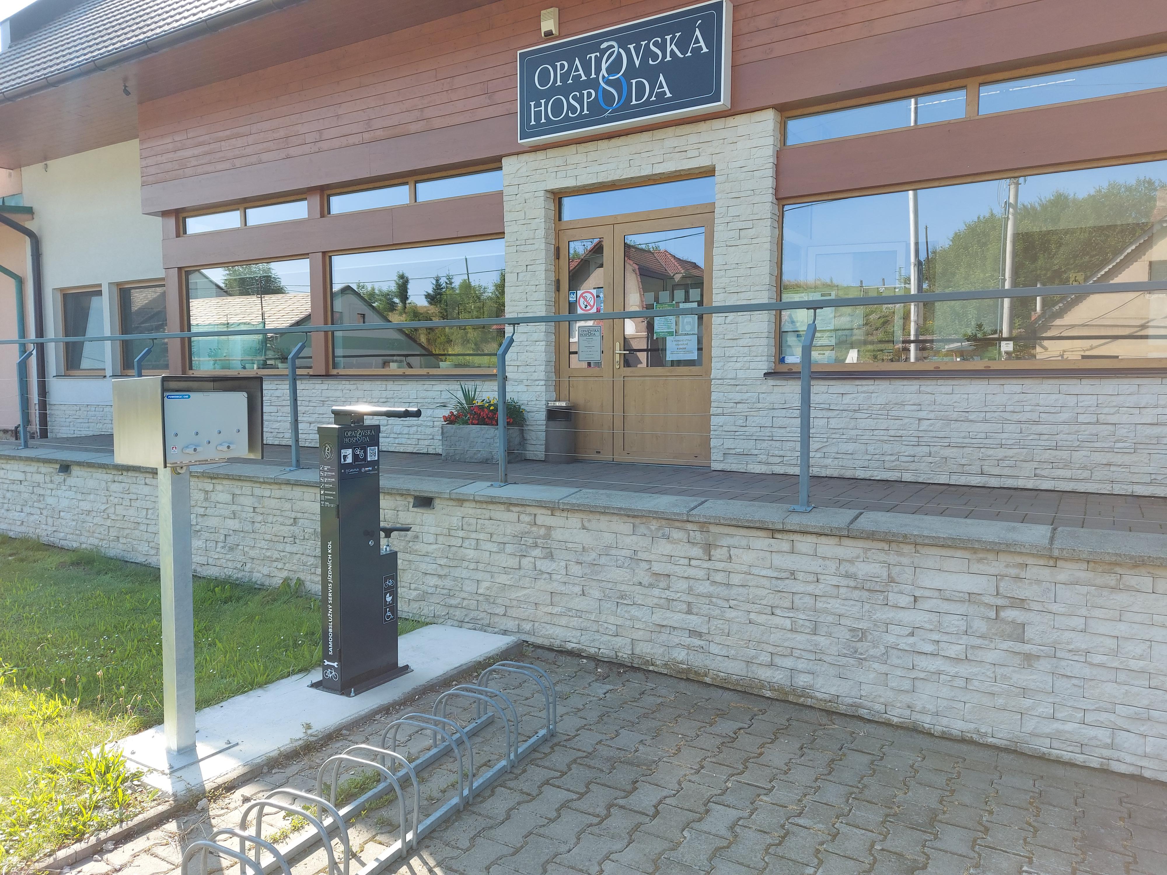Nabíjecí stanice Opatovská hospoda foto 3