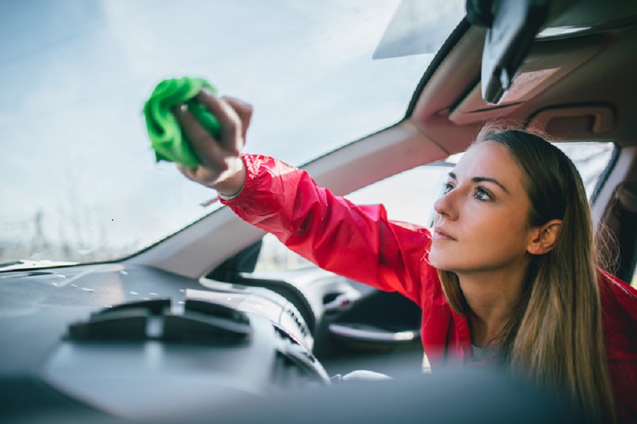 Výměna autoskel z pojištění zdarma