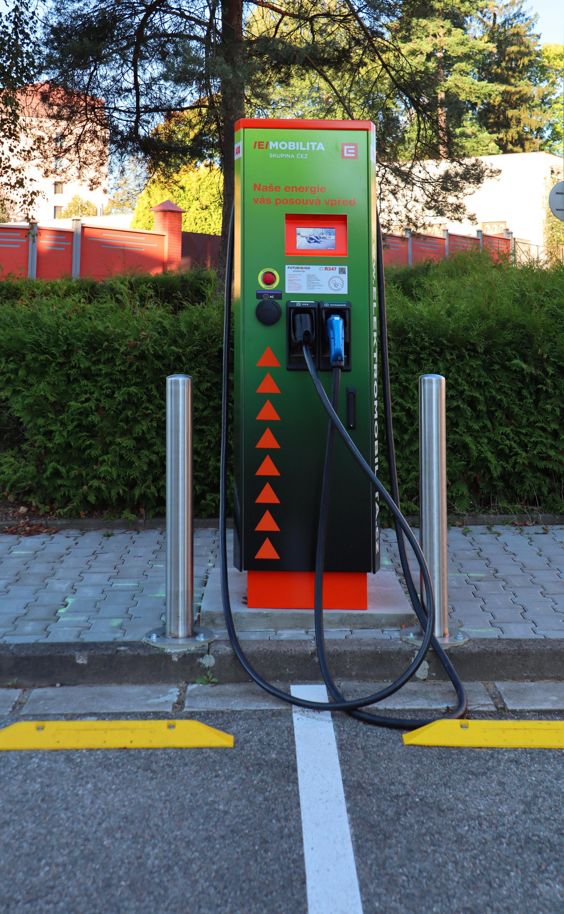 Nabíjecí stanice ČEZ foto 3