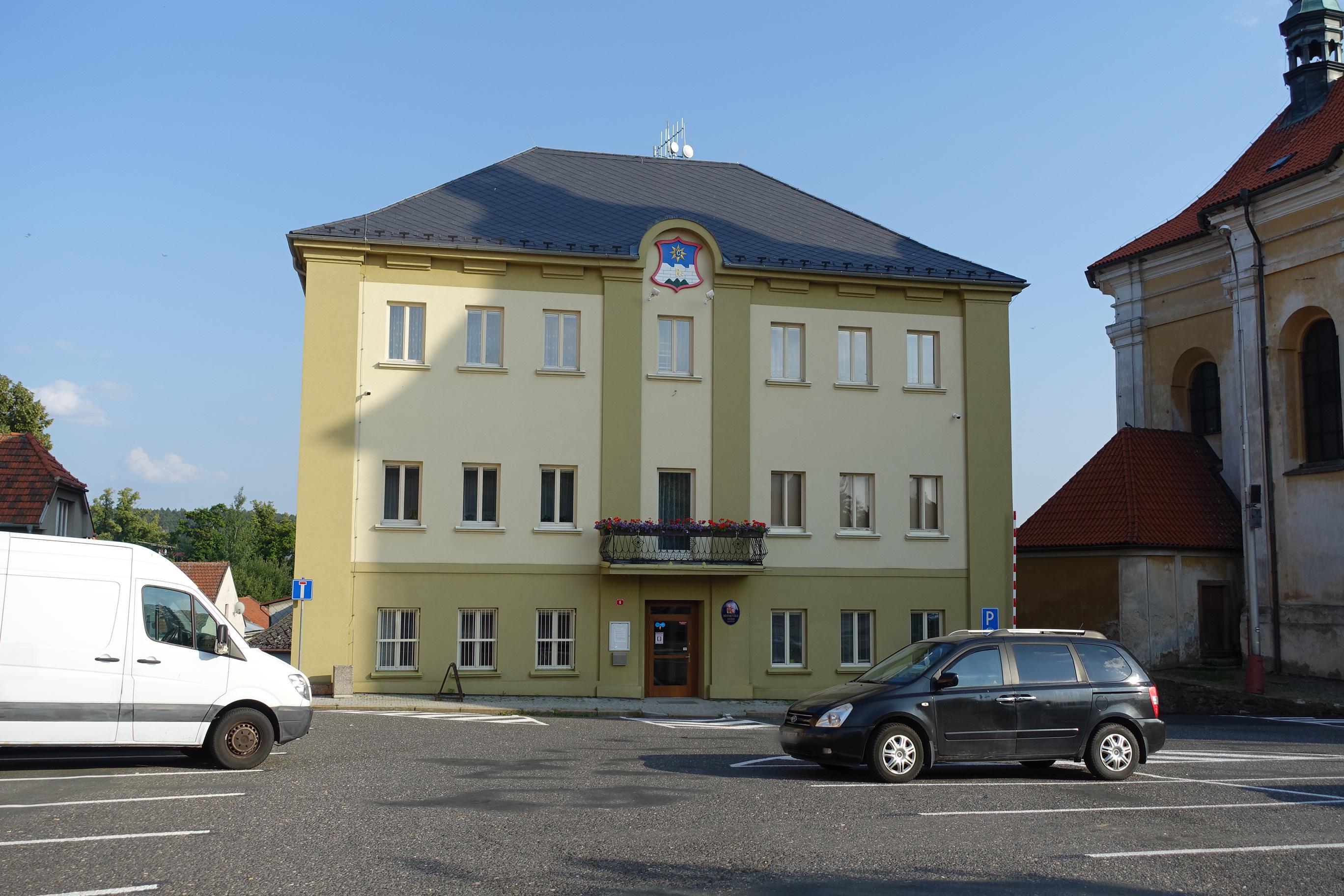 Uhlířské Janovice - městský úřad foto 5