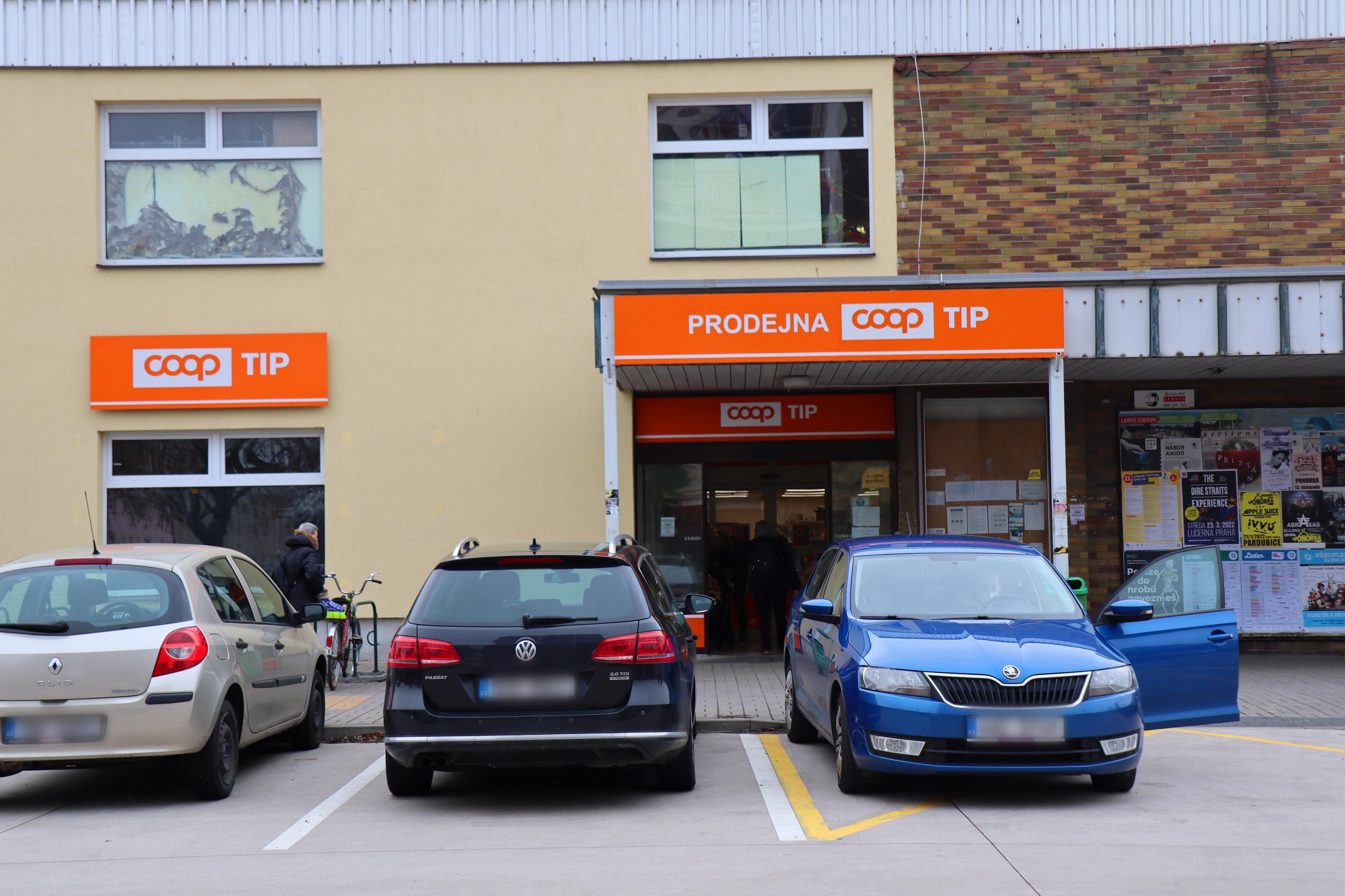 COOP Pardubice, družstvo foto 2