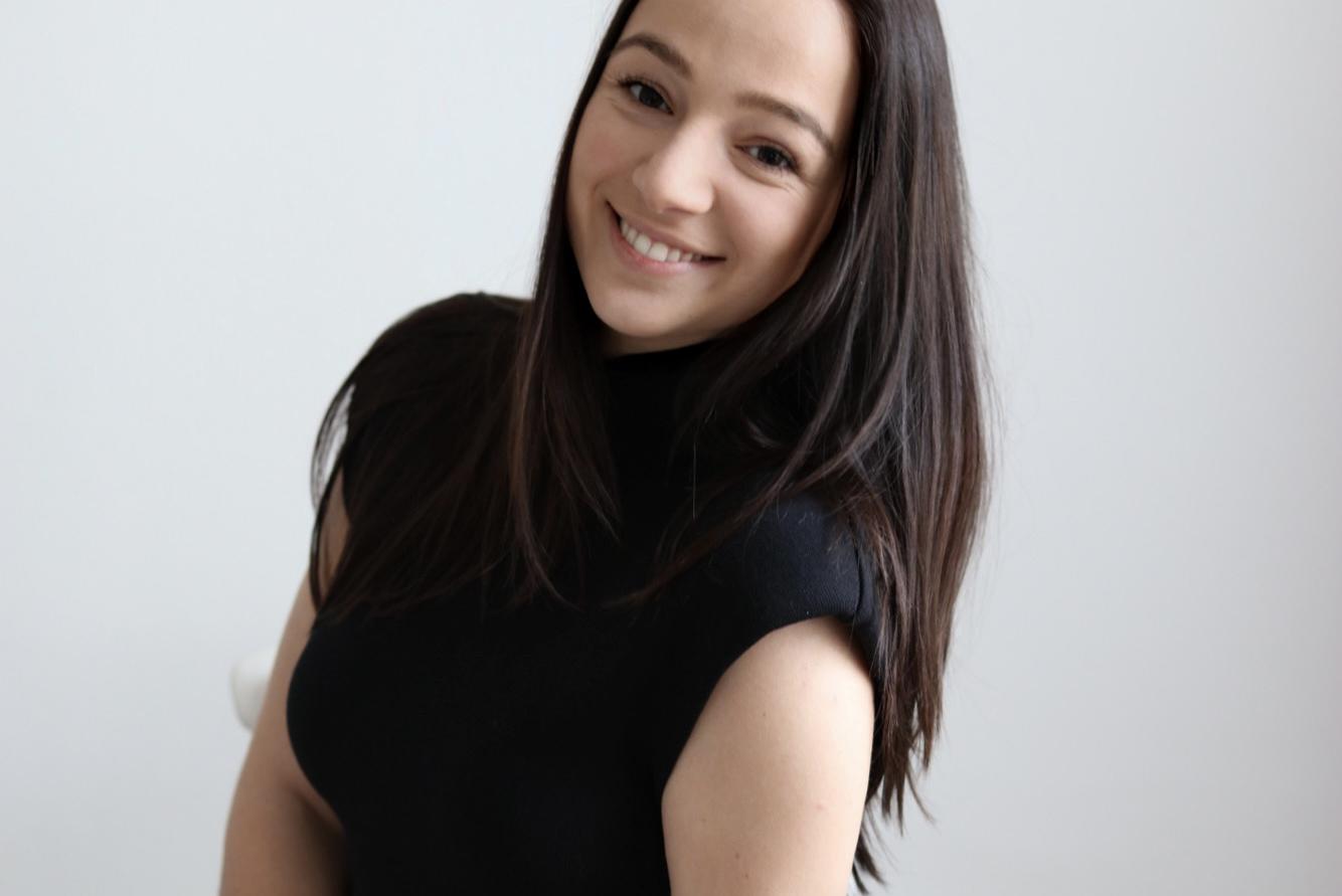 Finanční & realitní poradenství - Alessandra Elizabeth Stamidu