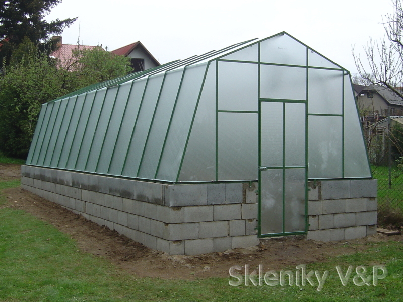 SKLOKOV - svařované skleníky foto 6