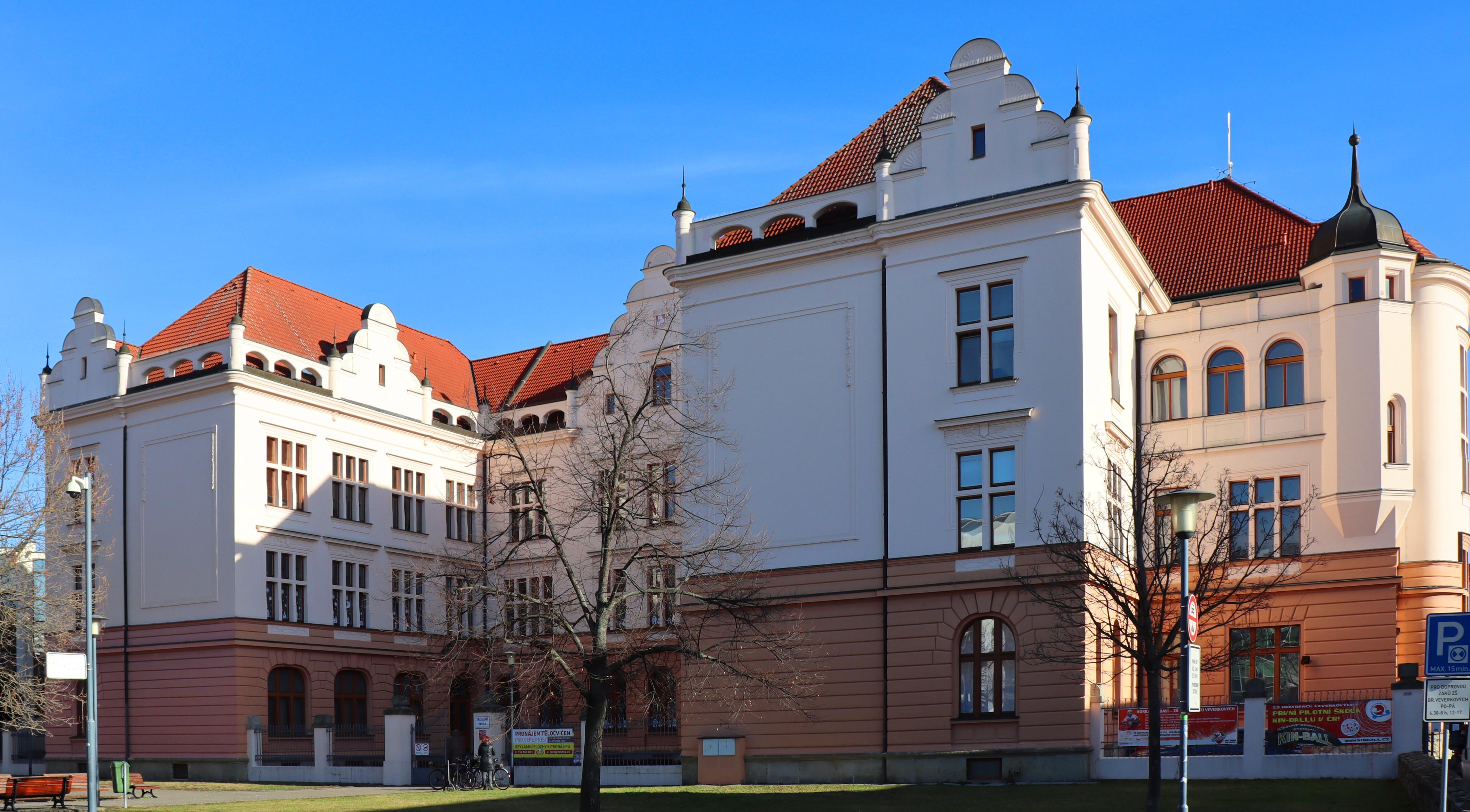 Základní škola Pardubice, Bratranců Veverkových 866 foto 5