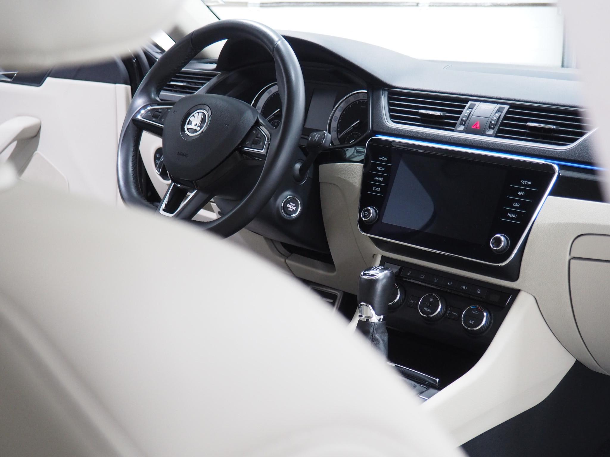DR CarDetail foto 6
