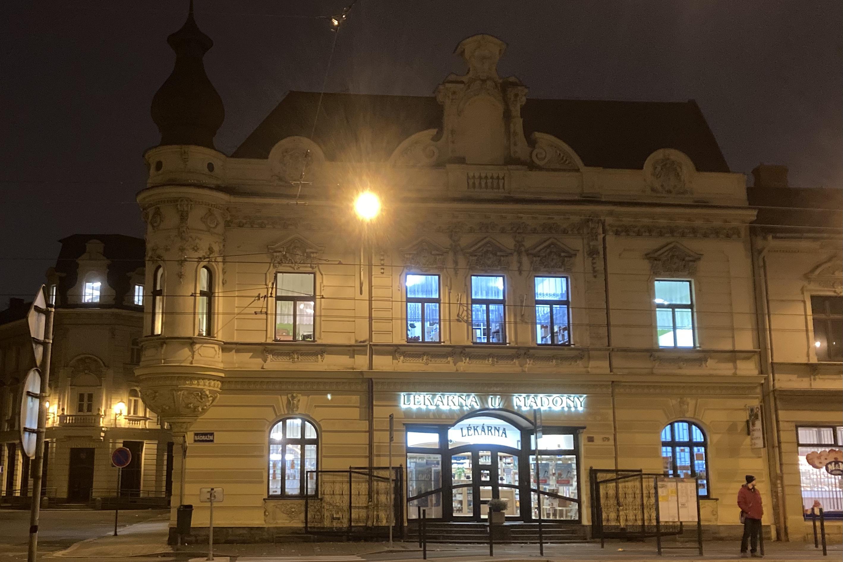 Lákárna U Madony a Medine.cz