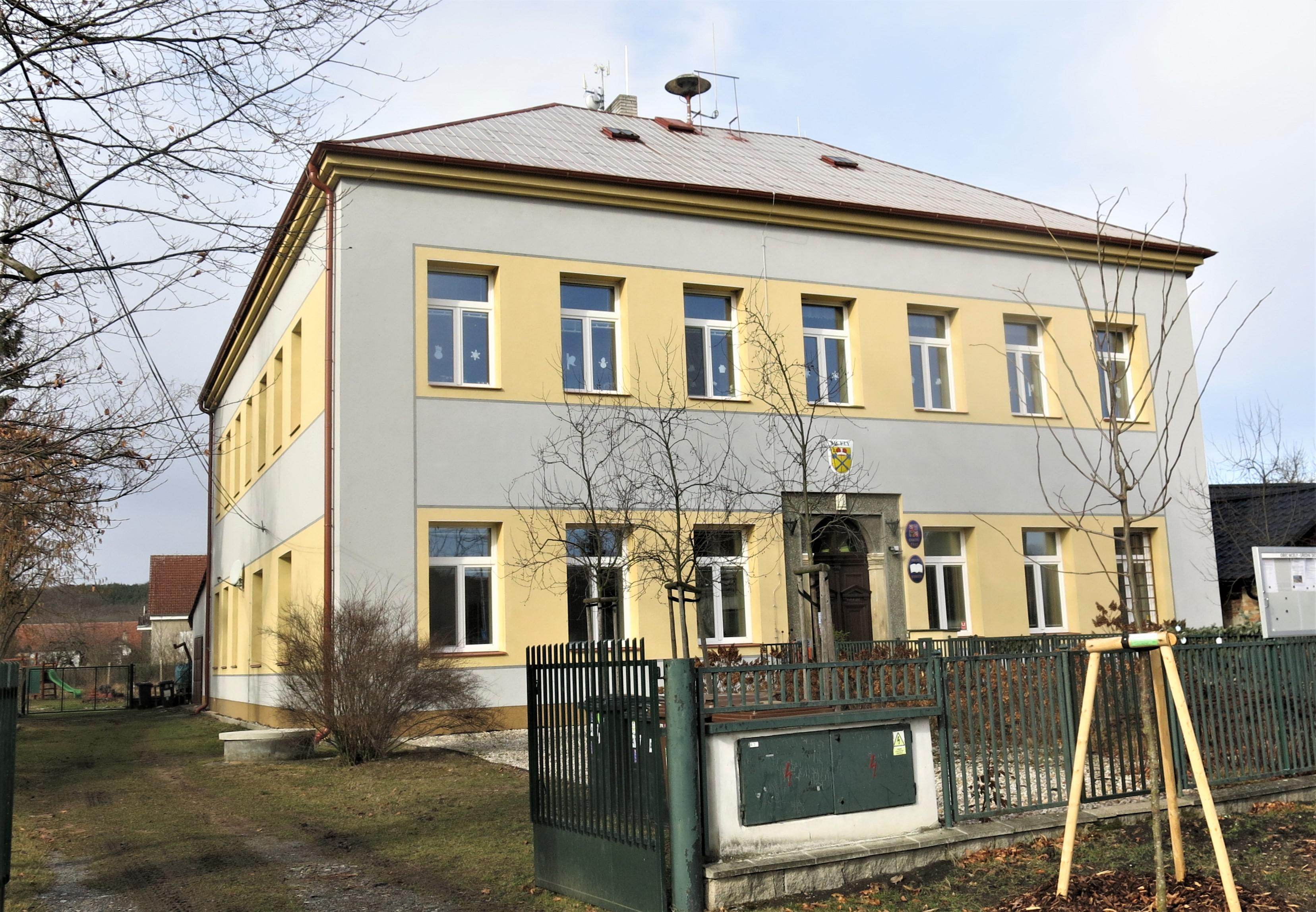 Mcely - obecní úřad