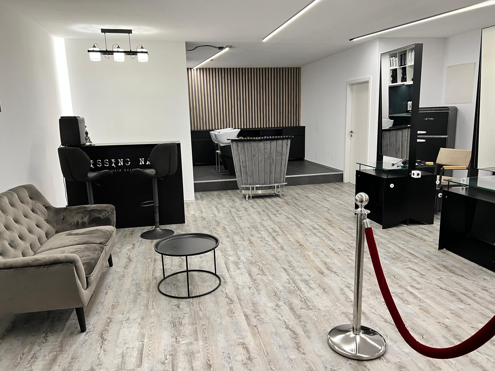Missing name Hair salon foto 5