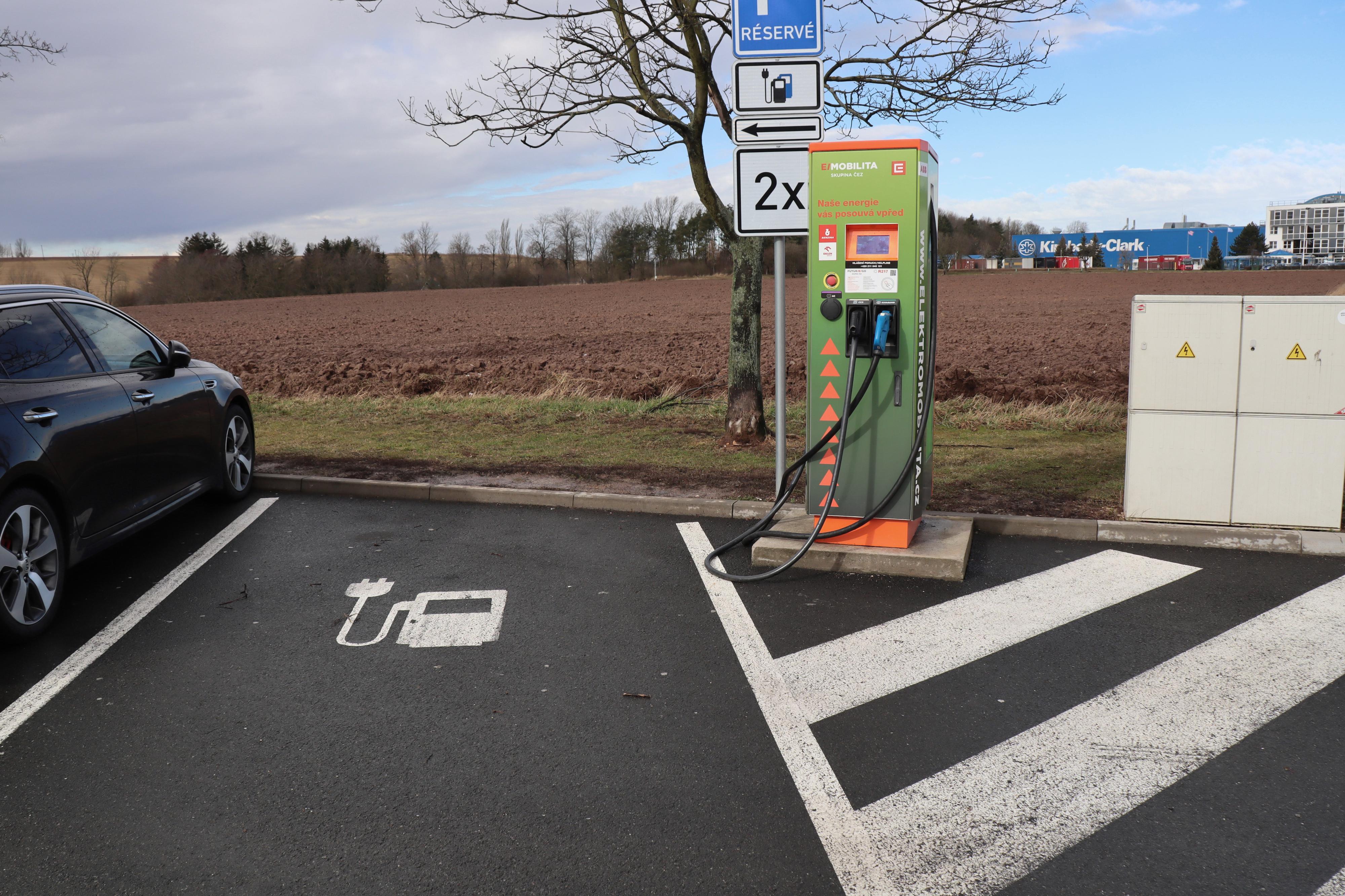 Nabíjecí stanice ČEZ foto 3