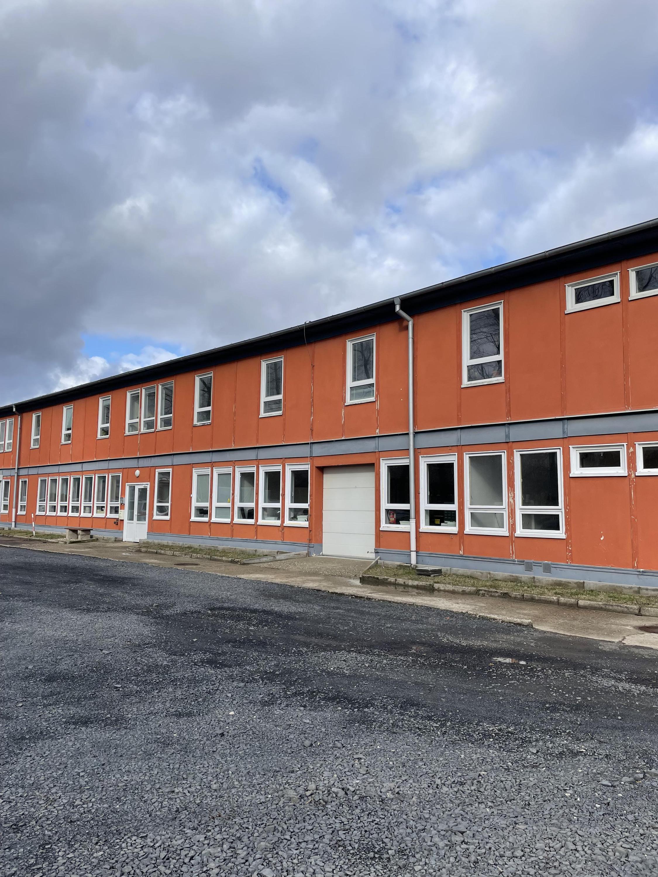 INVESTSERVIS, spol. s r.o. foto 2