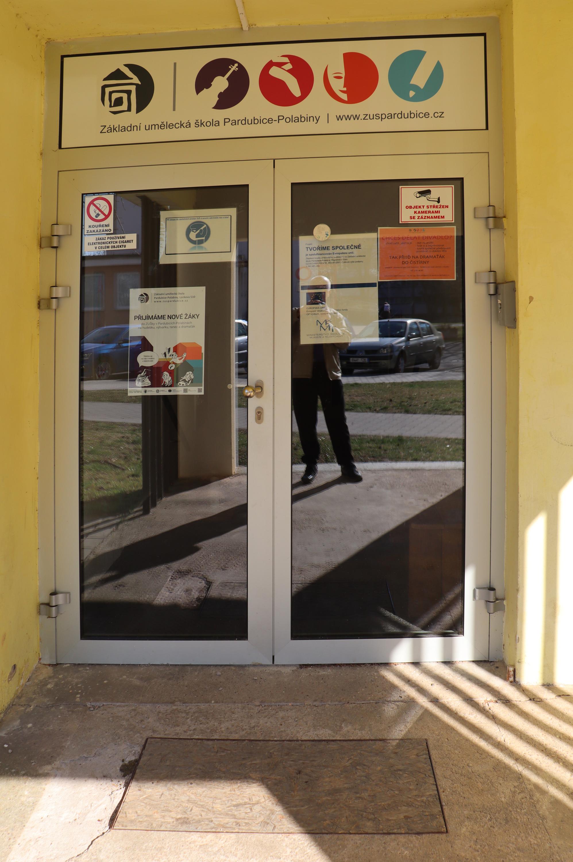ZUŠ Pardubice - Polabiny, Kosmonautů foto 4