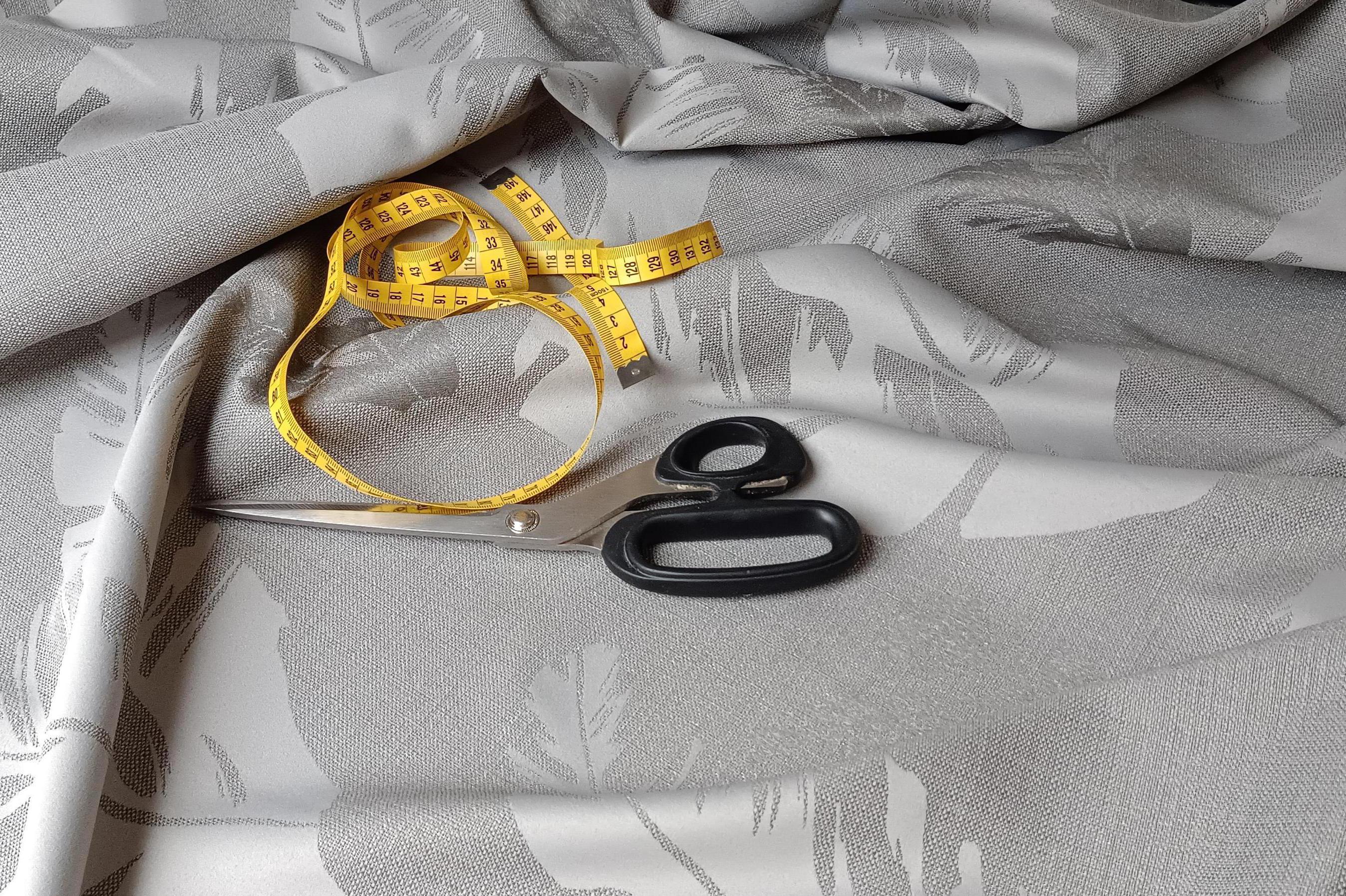 Švadlena - Lenka Bártová