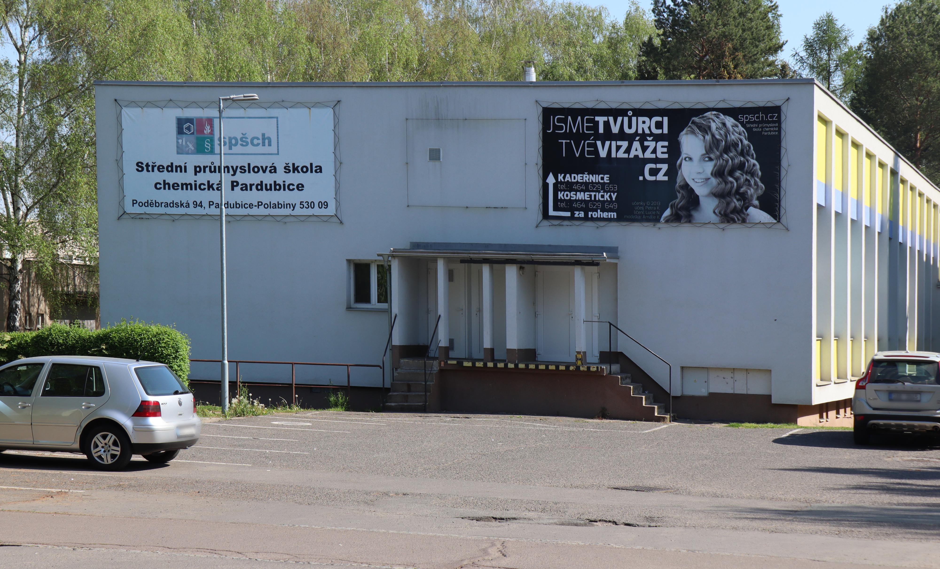 Střední průmyslová škola chemická Pardubice foto 4