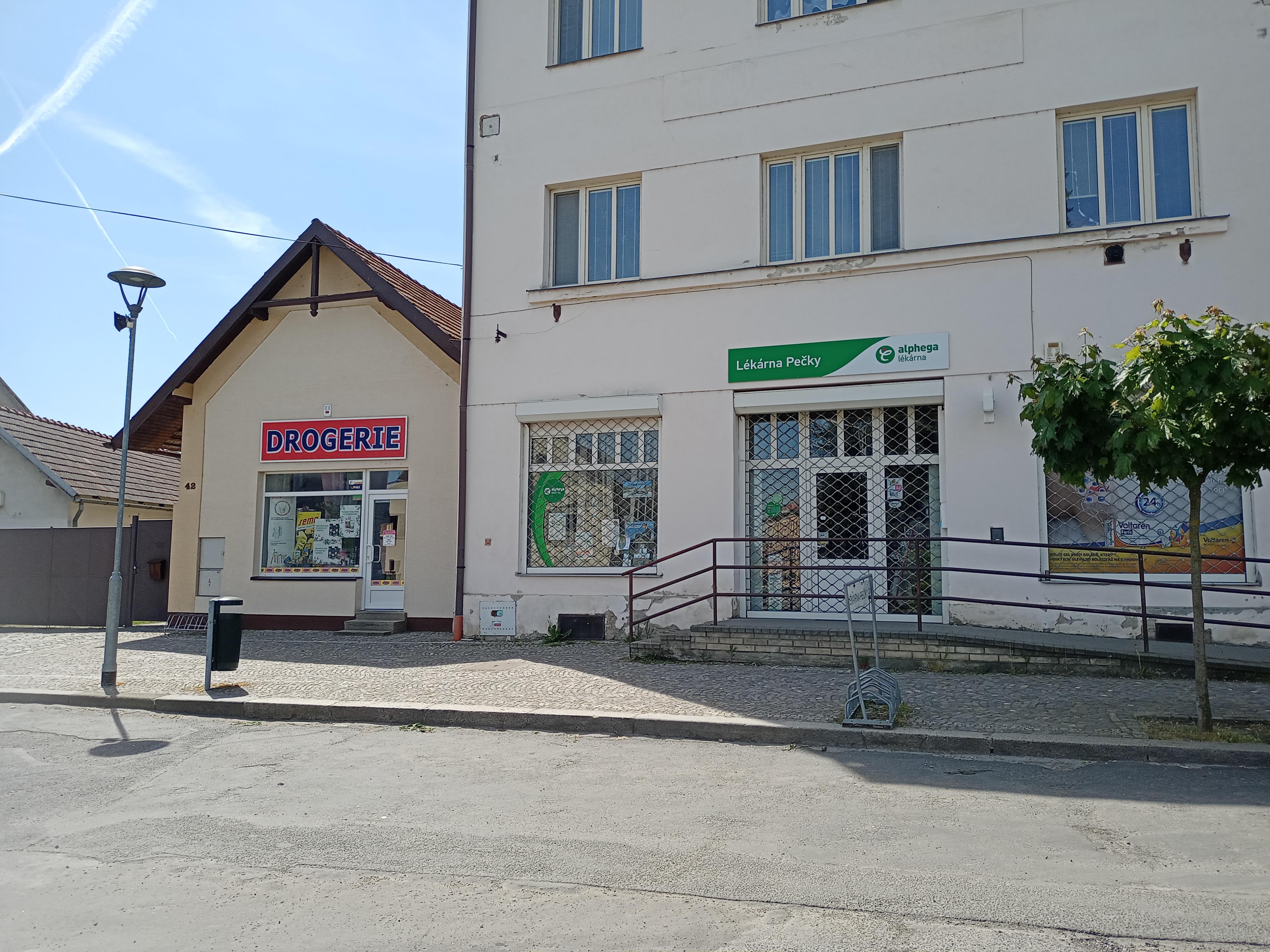 Lékárna Pečky foto 2