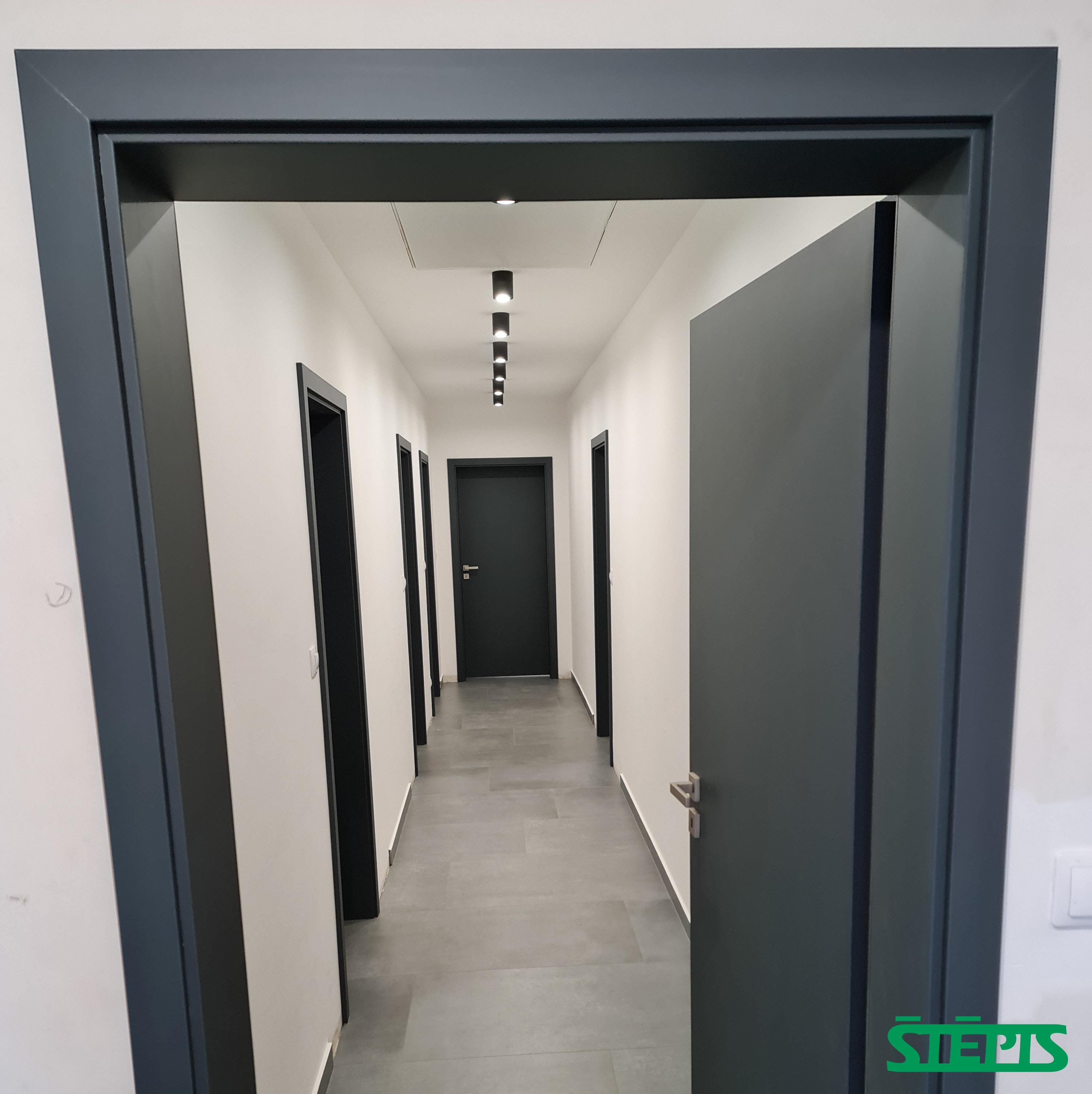 Montáž dveří Hörmann a Porta