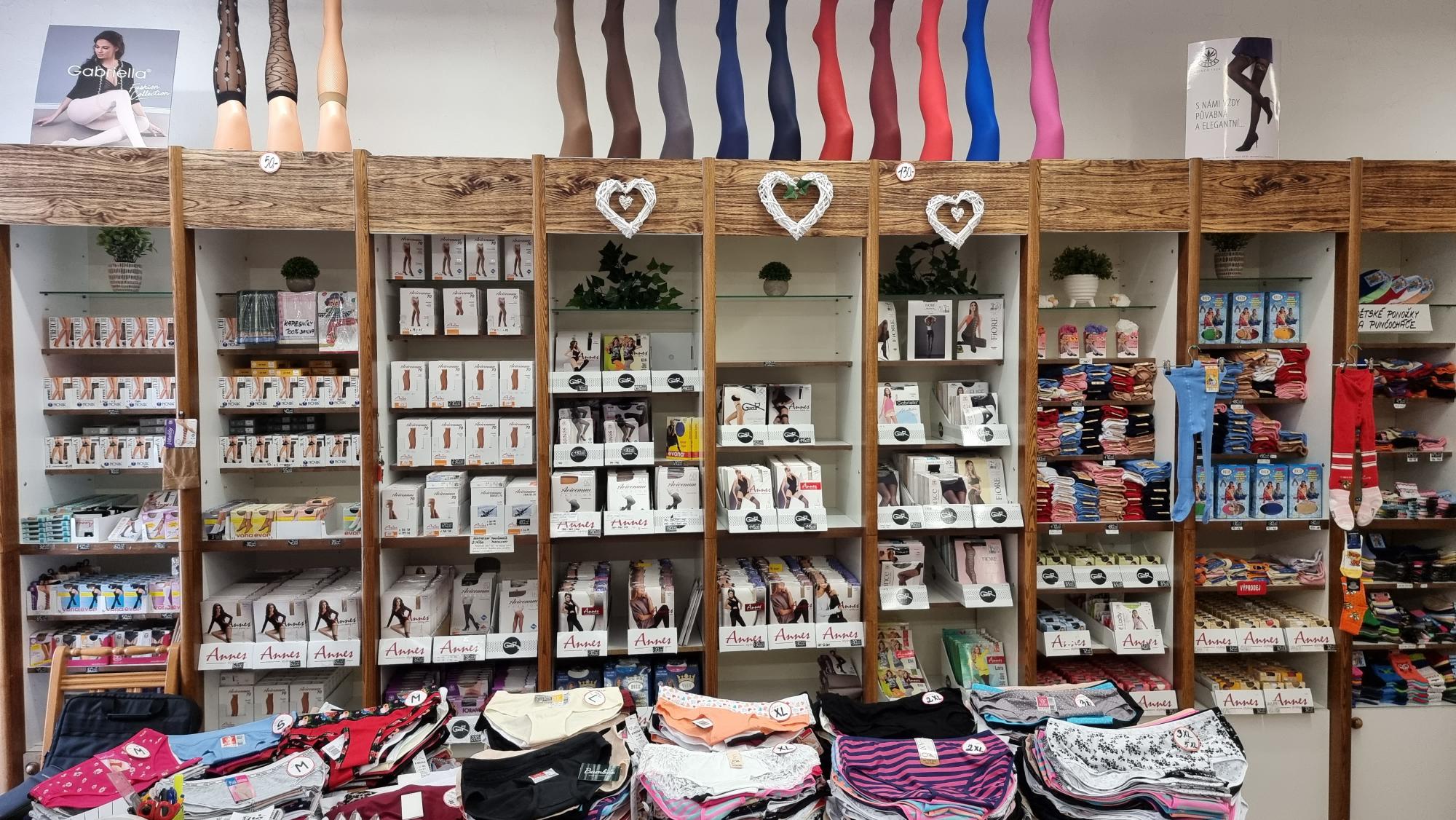 VAJANA plus s.r.o. České ponožky foto 2