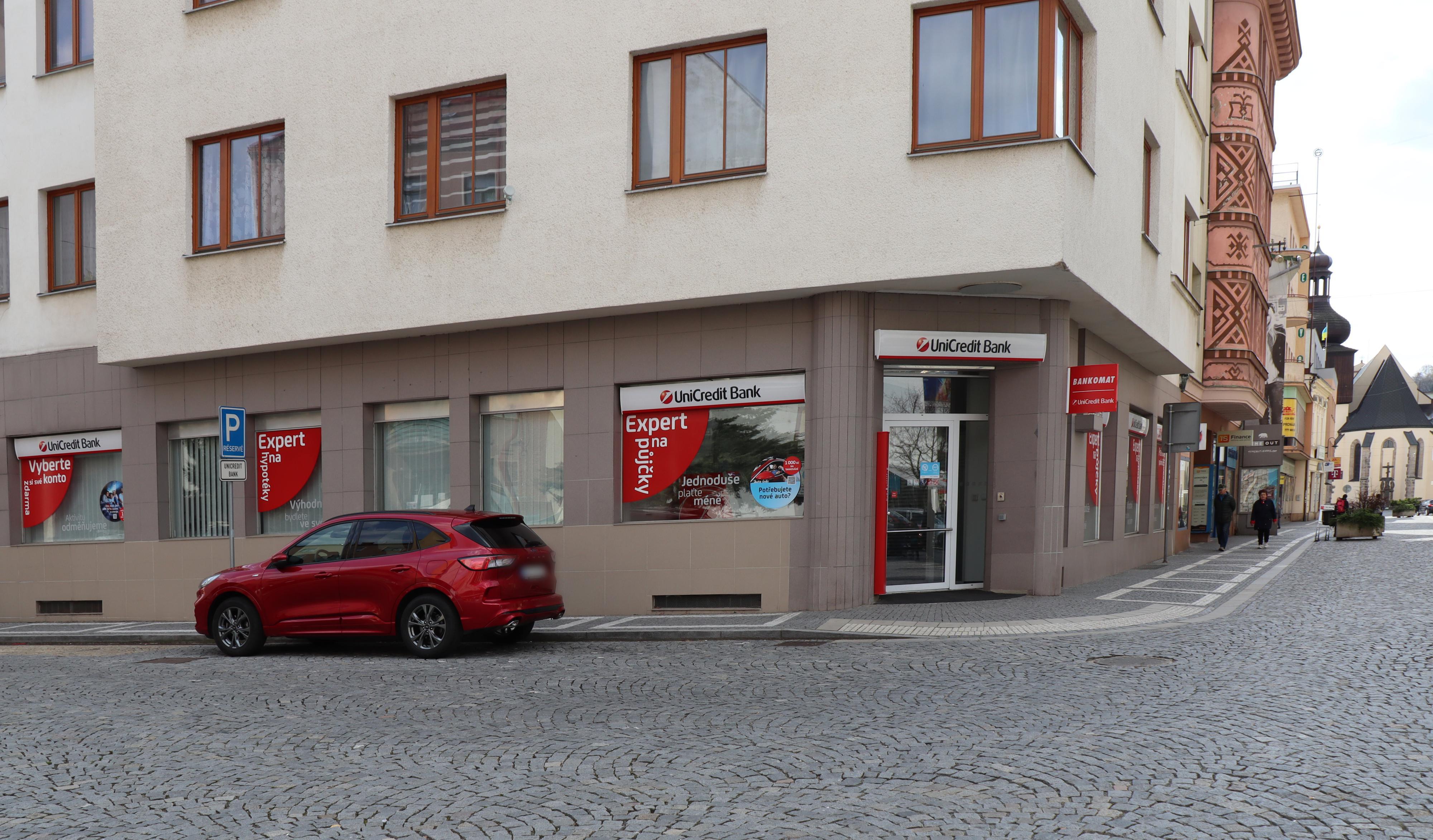 UniCredit Bank Czech Republic and Slovakia, a.s. foto 4