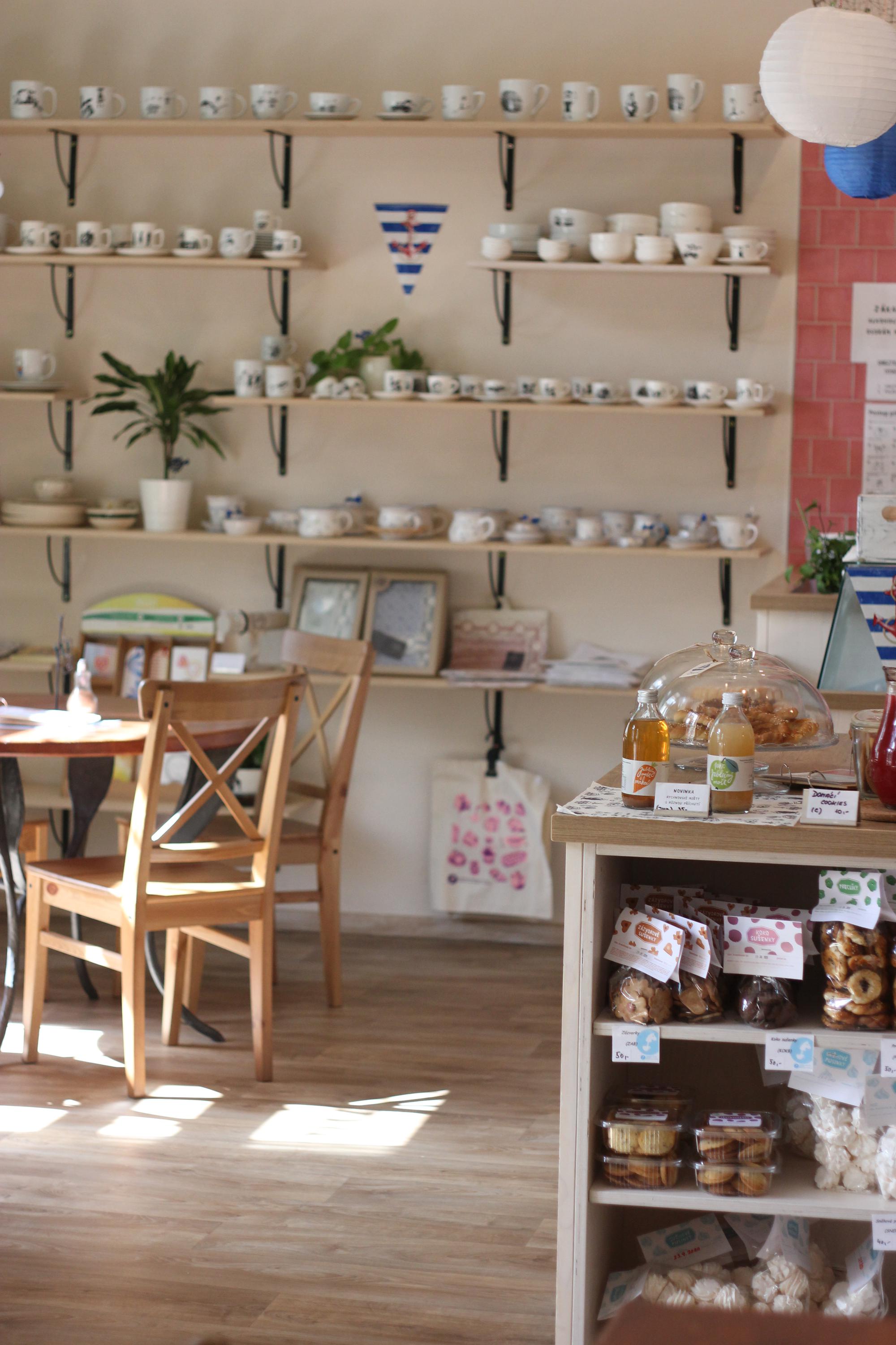 Kavárna Láry Fáry foto 2