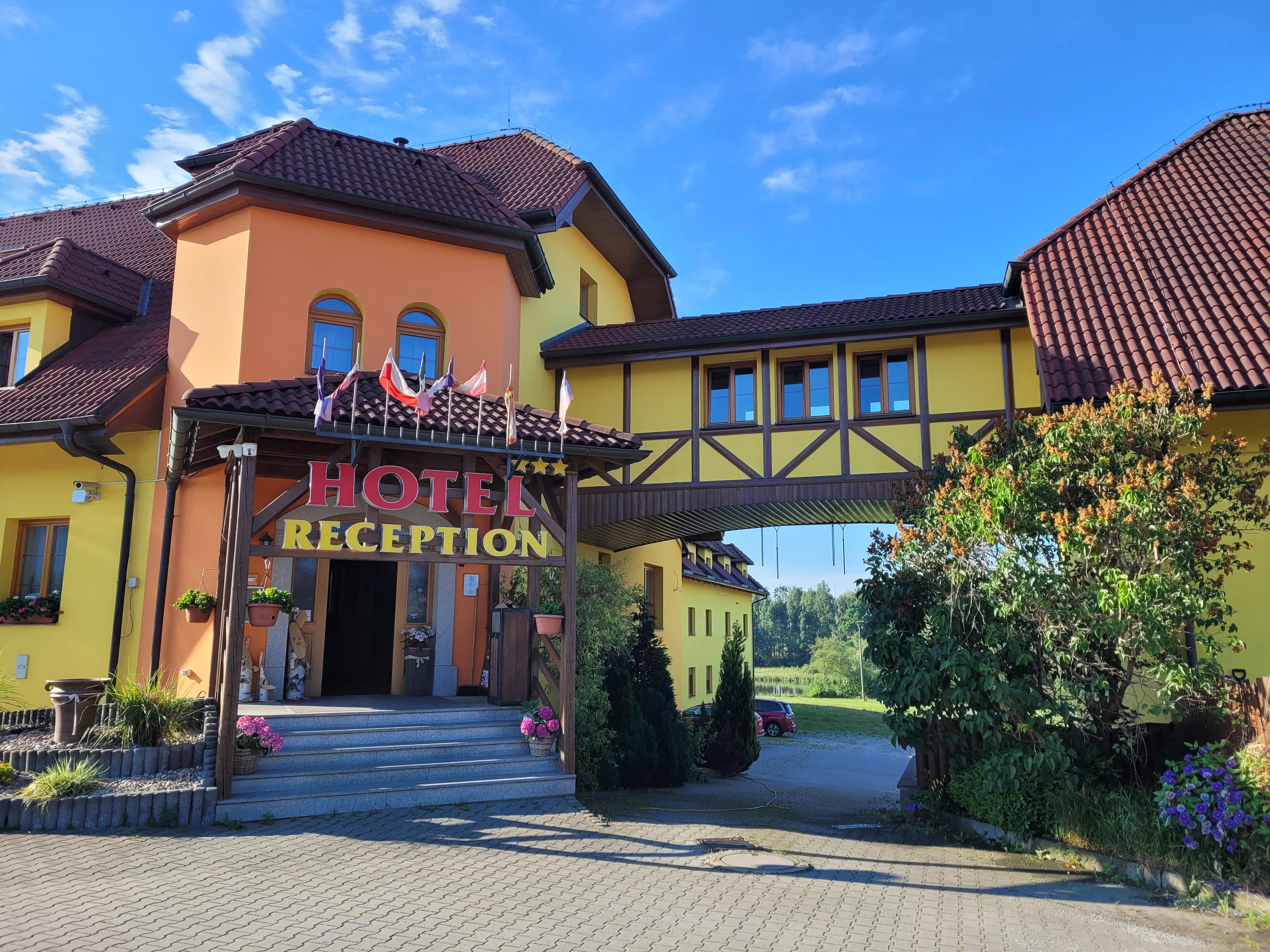 Hotel a kongresové centrum Tři Věžičky foto 3