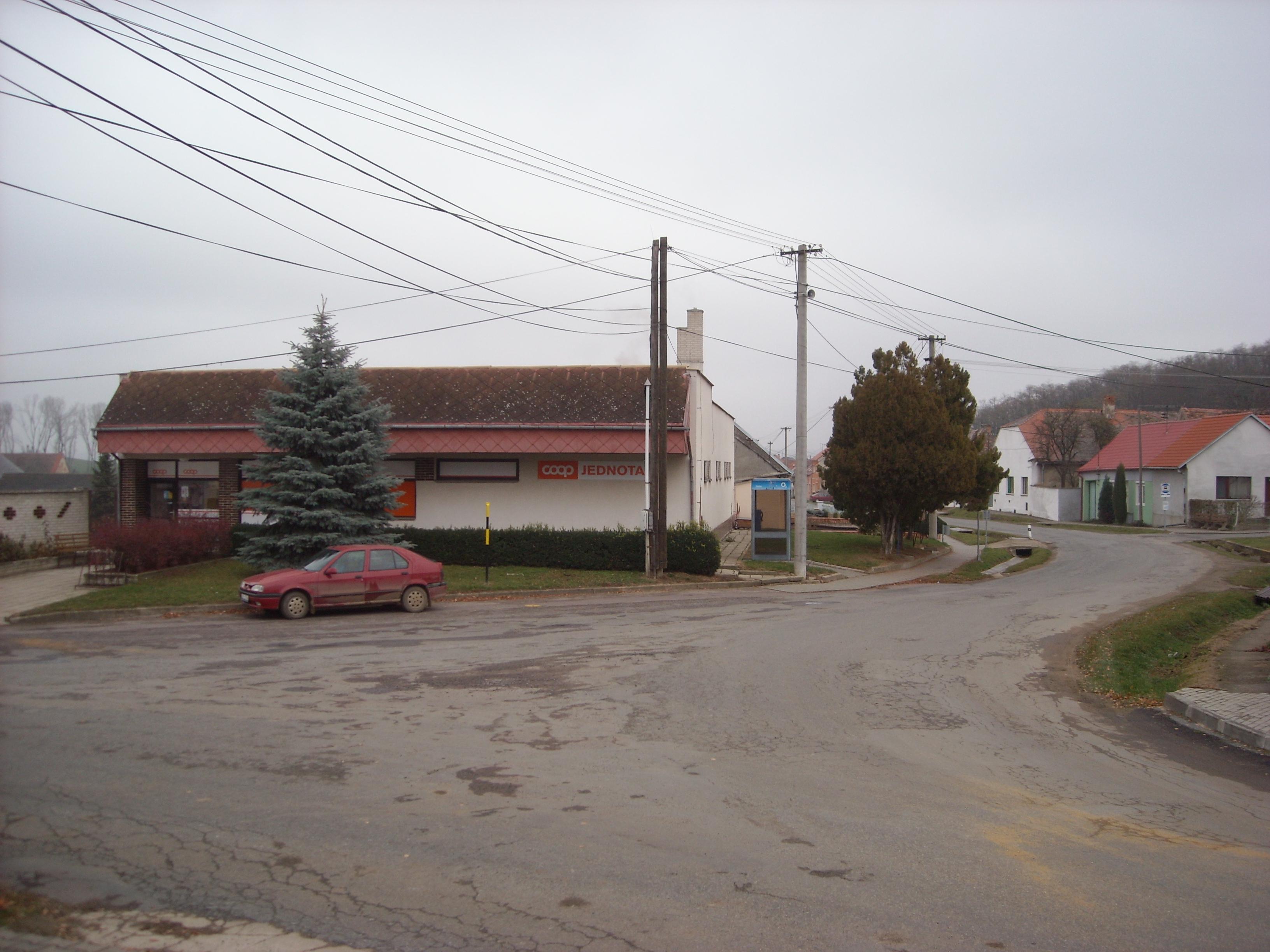 JEDNOTA, spotřební družstvo, Moravský Krumlov – COOP