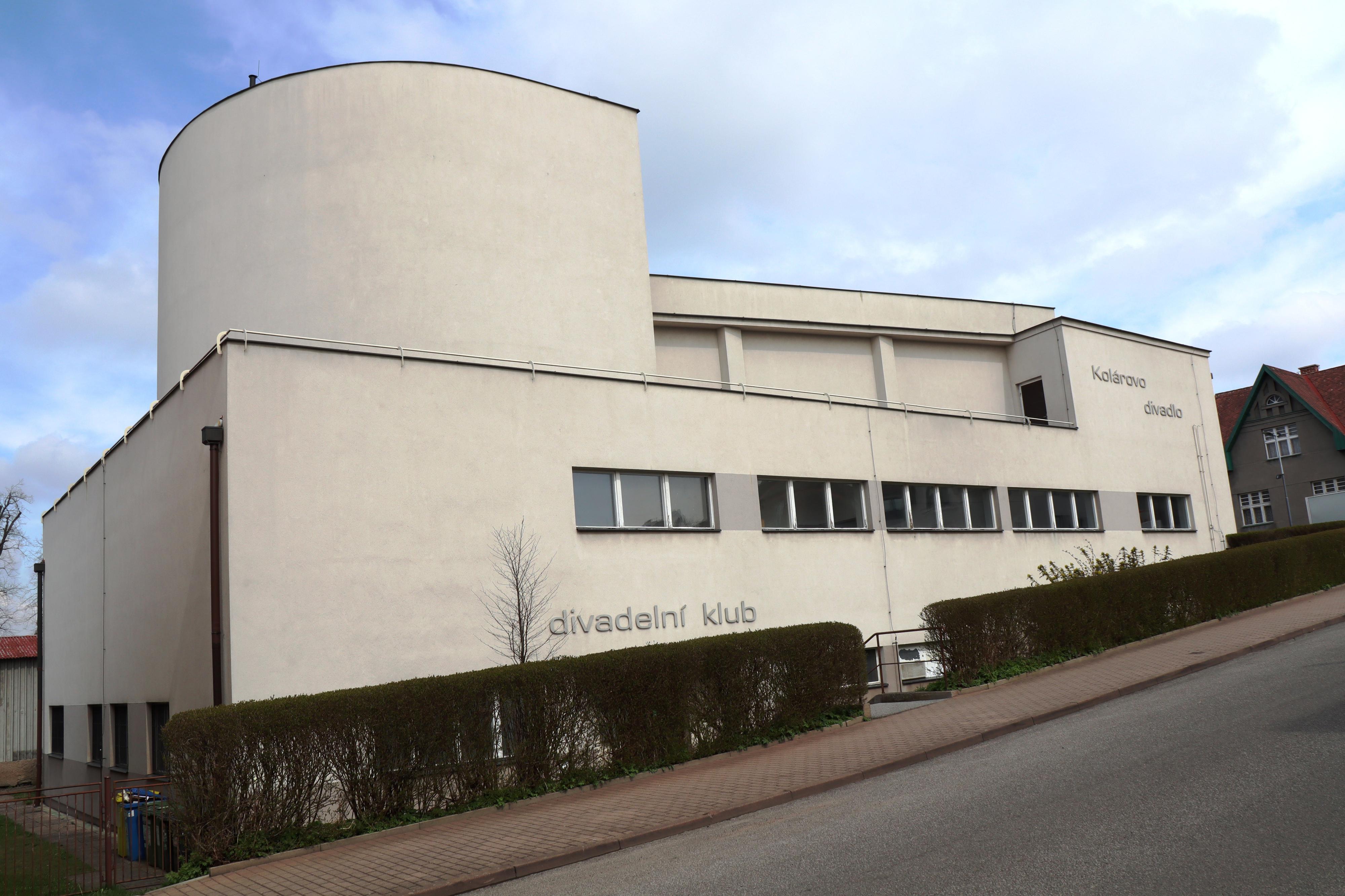 Kolárovo divadlo foto 4