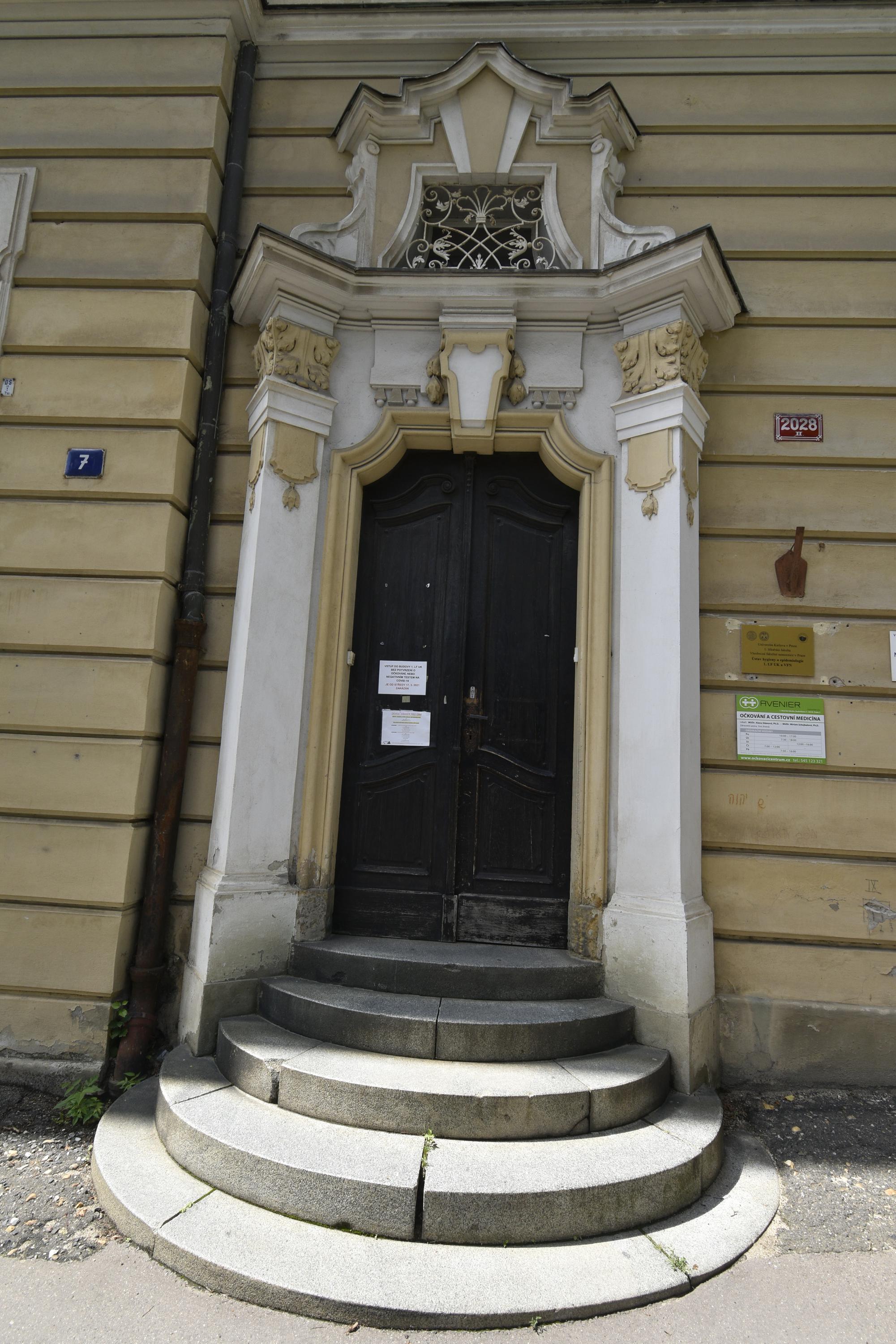 Ústav hygieny a epidemiologie 1. LF - Univerzita Karlova foto 2