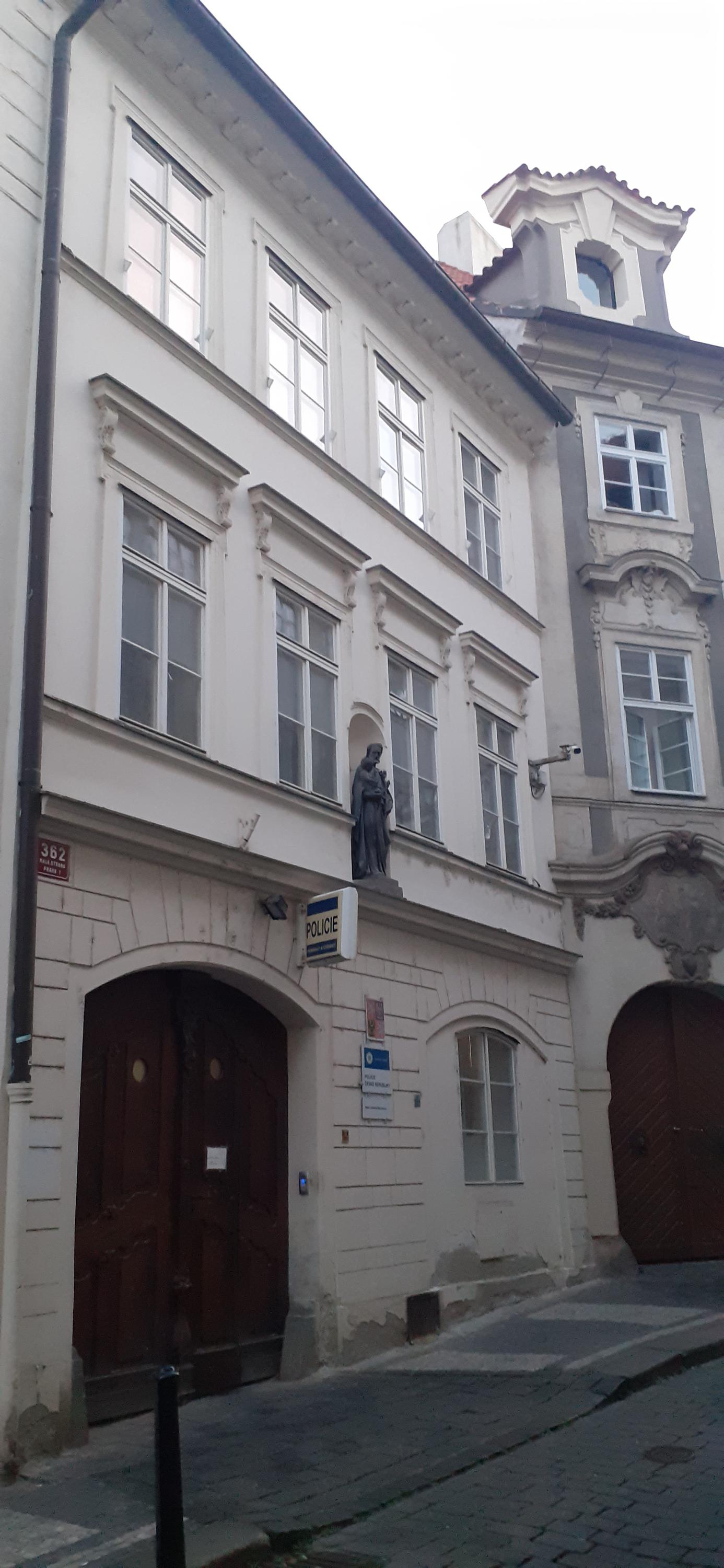 Policie ČR - Místní oddělení Malá Strana foto 3