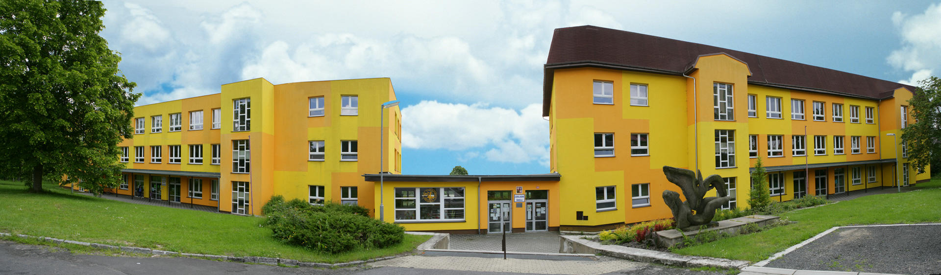 ZŠ Nejdek, Karlovarská foto 2