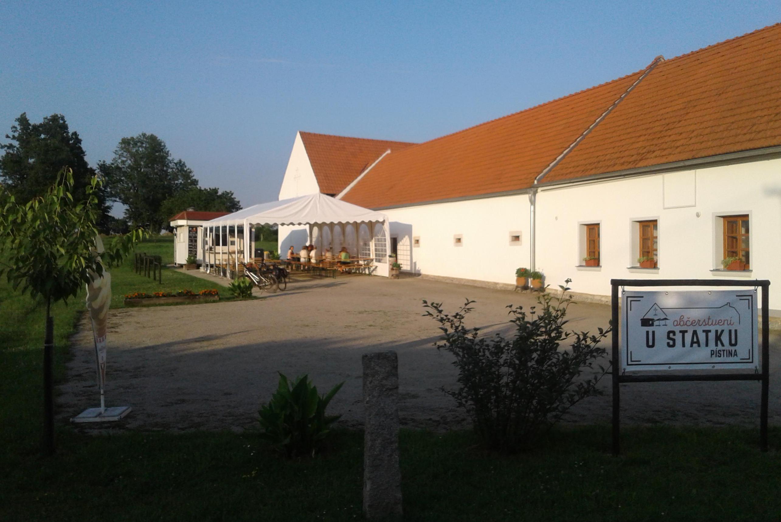 Občerstvení U statku