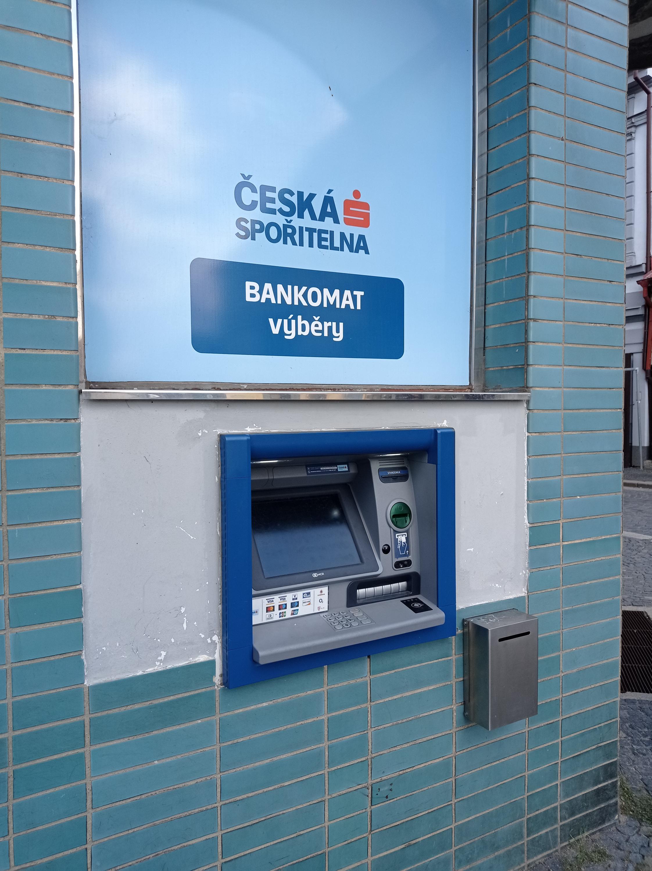 Bankomat České spořitelny foto 2