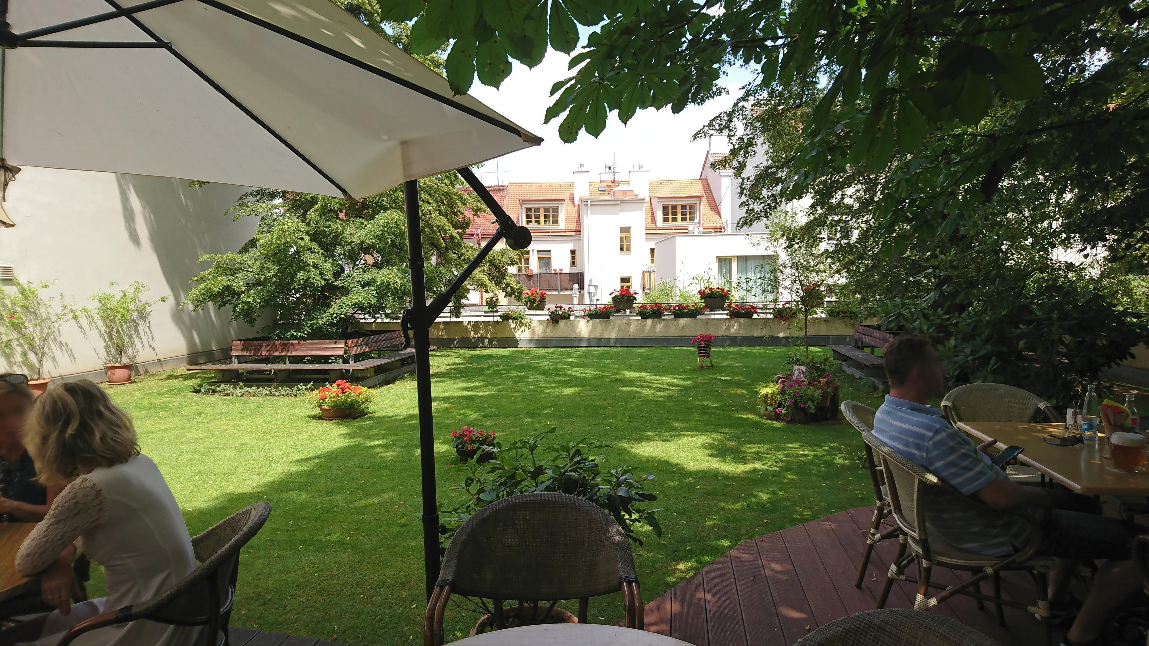 Restaurace Lavička foto 5