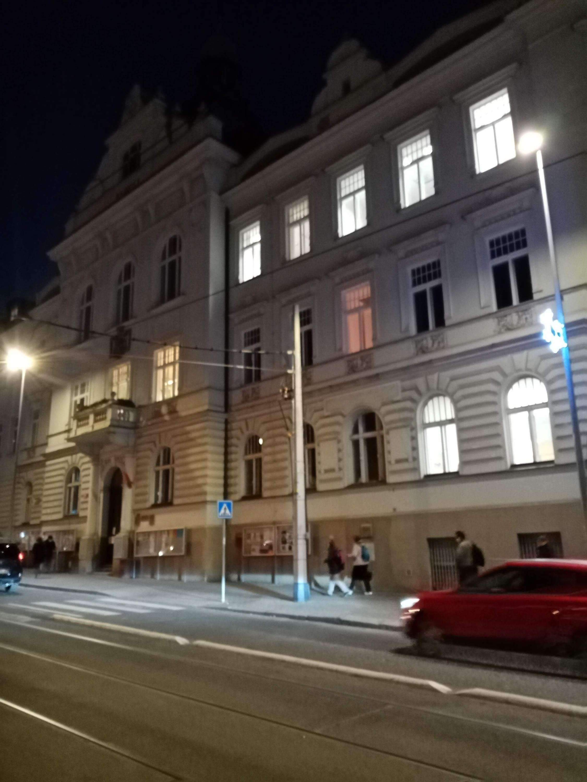 Úřad městské části Praha 9 foto 6