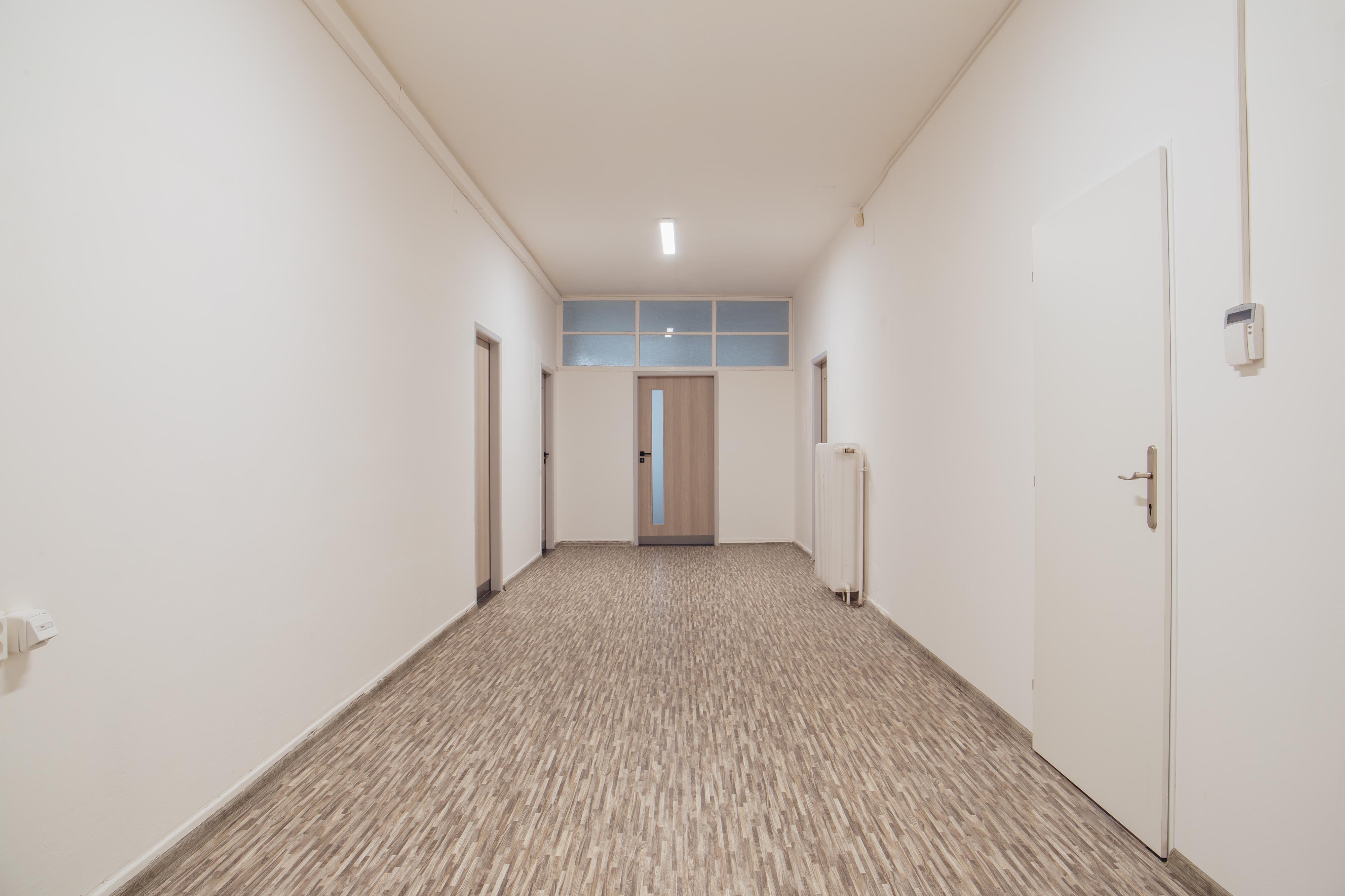 JSM Hradec Králové - Realitní služby foto 2