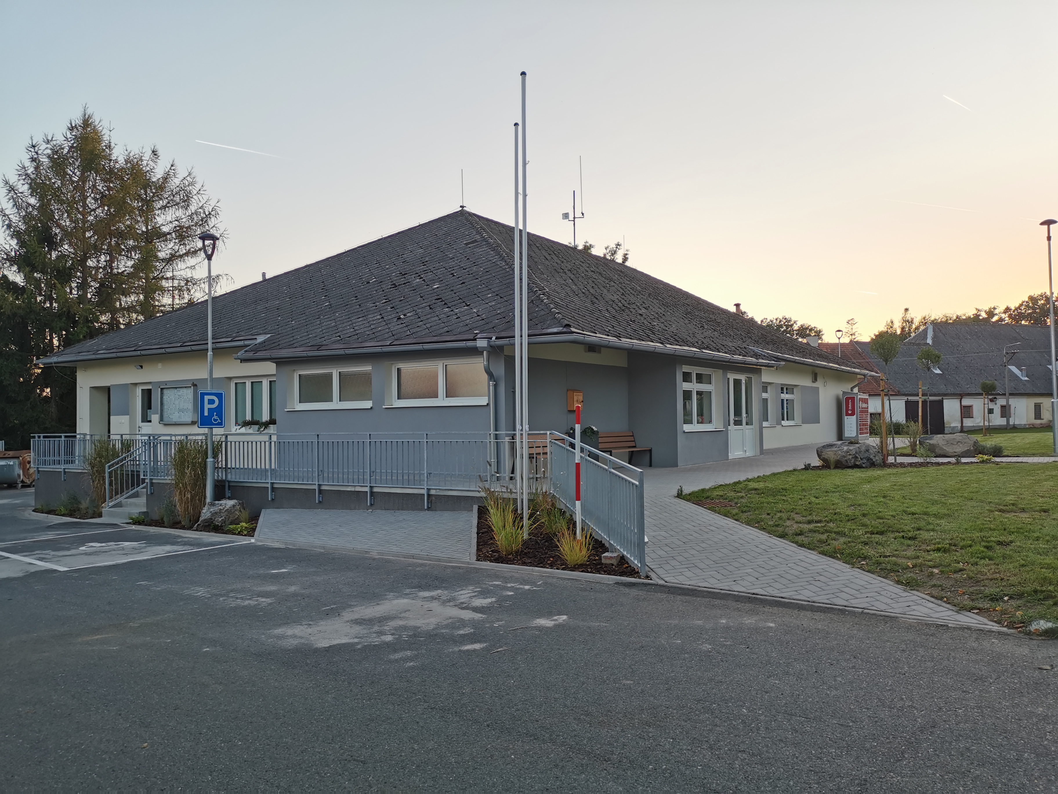 Bezděkov - obecní úřad