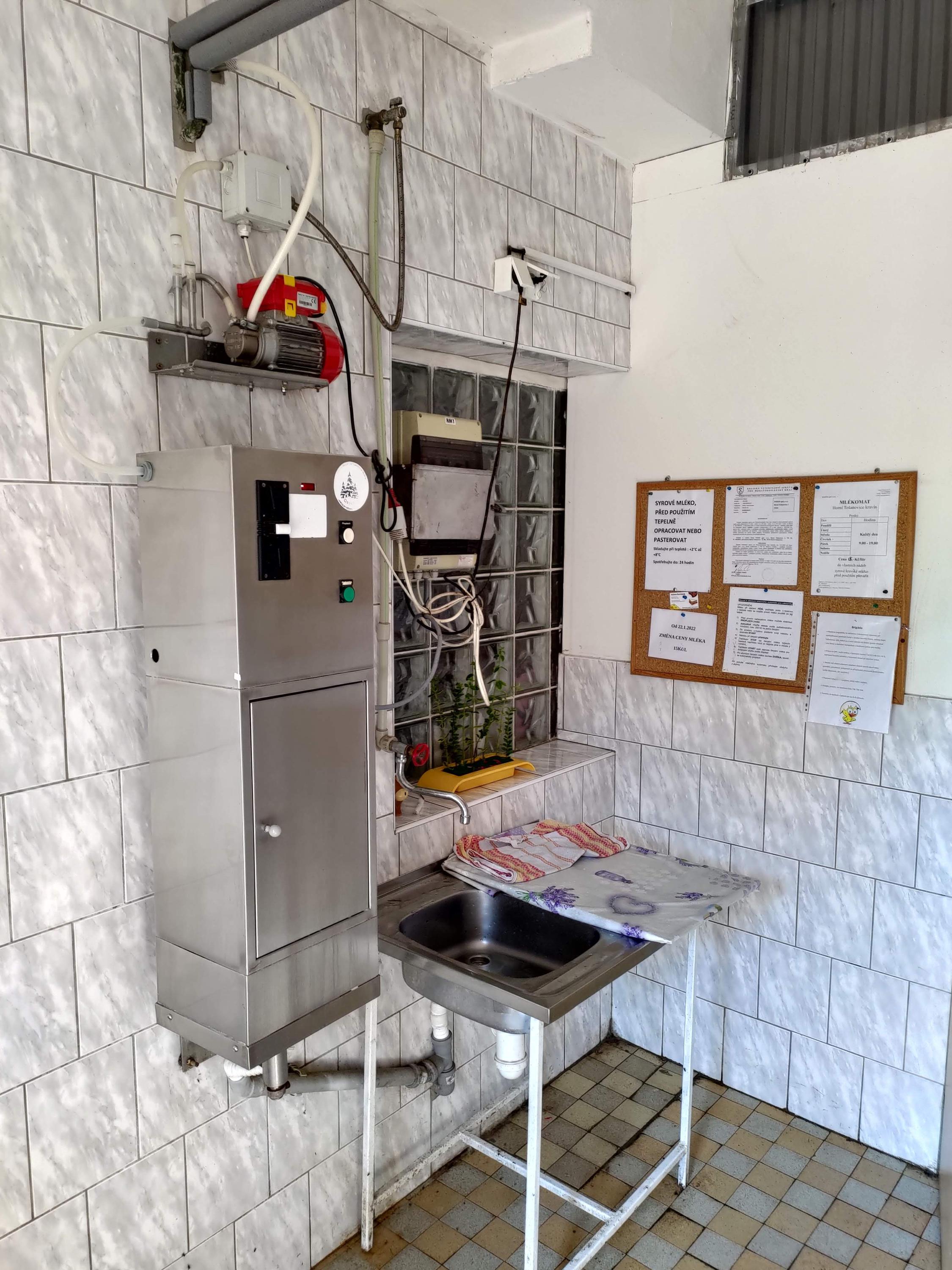 Mlékomat Tozos-Lukrom foto 3