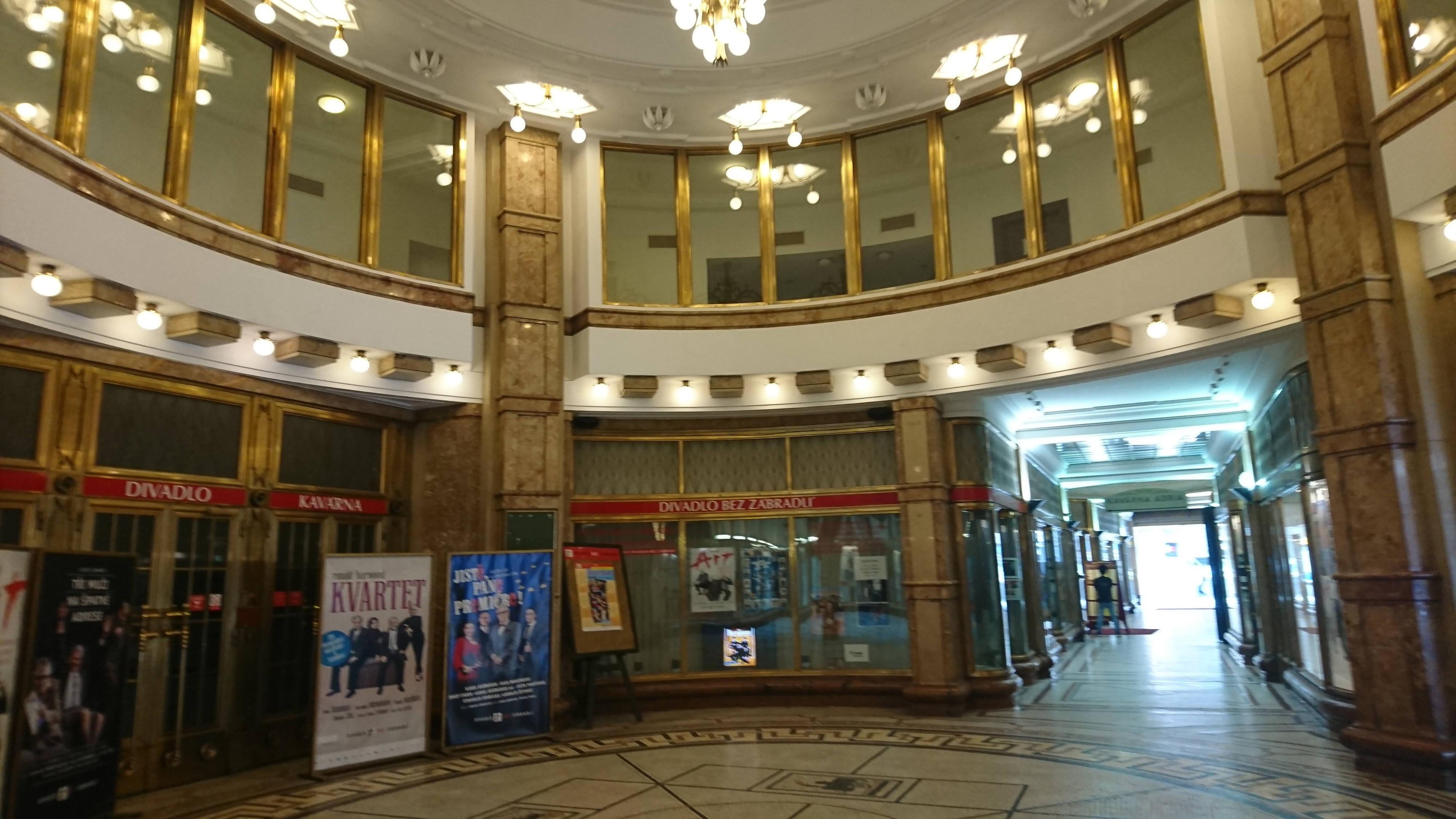 Divadlo Bez zábradlí foto 5