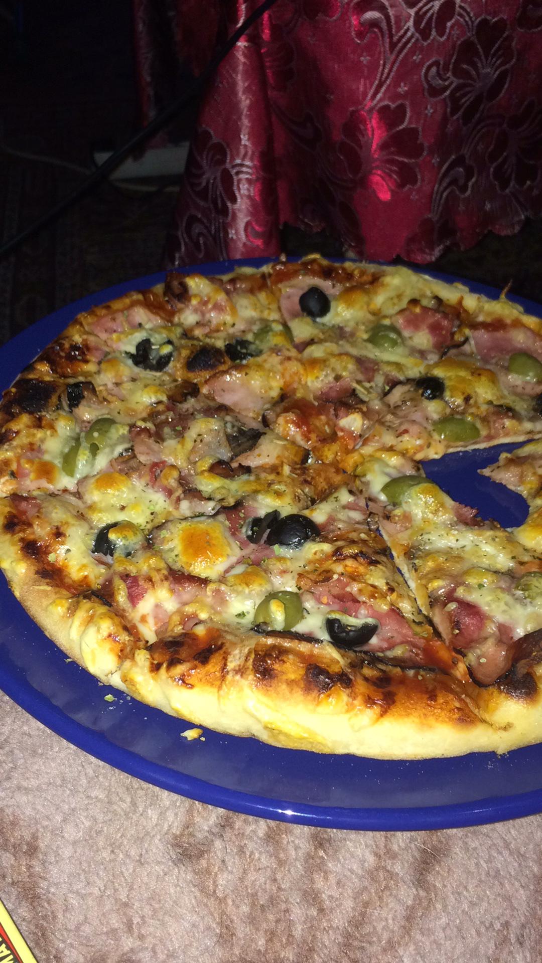 Pizza u křižovatky foto 3