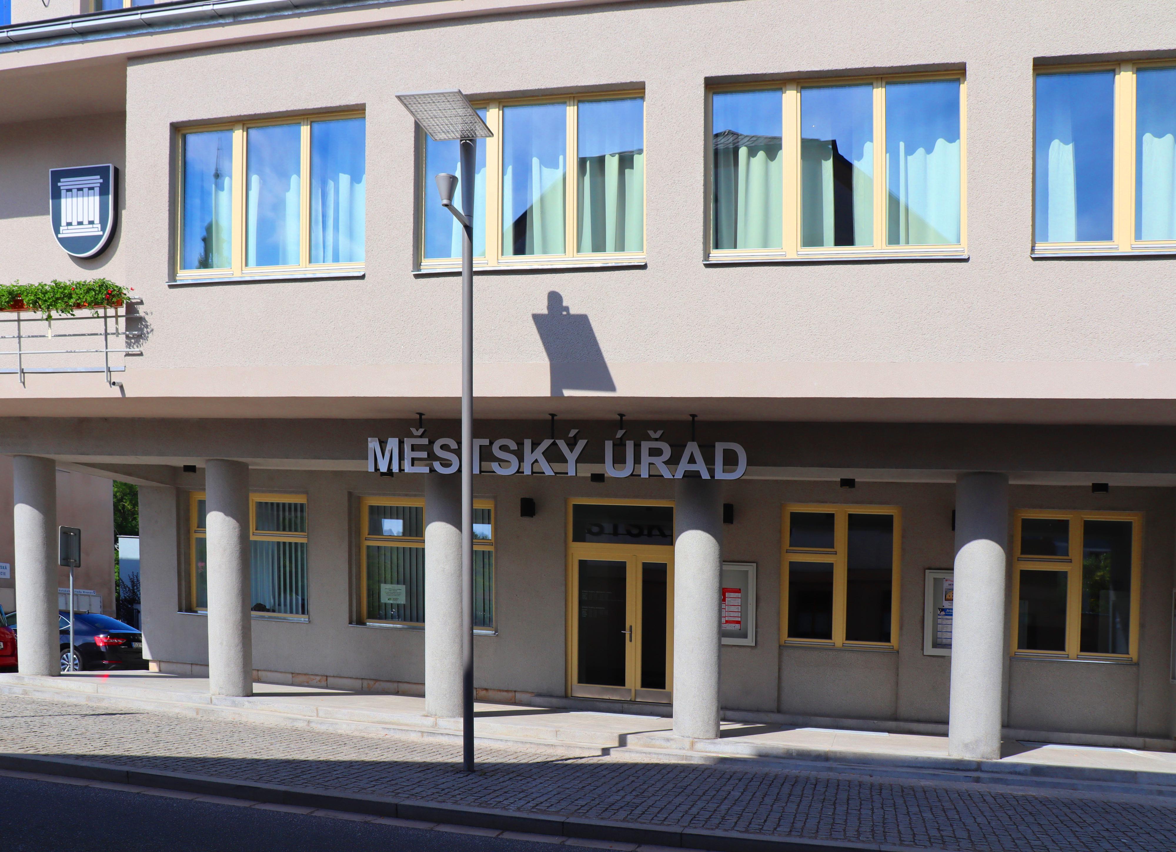 Hronov - městský úřad foto 6