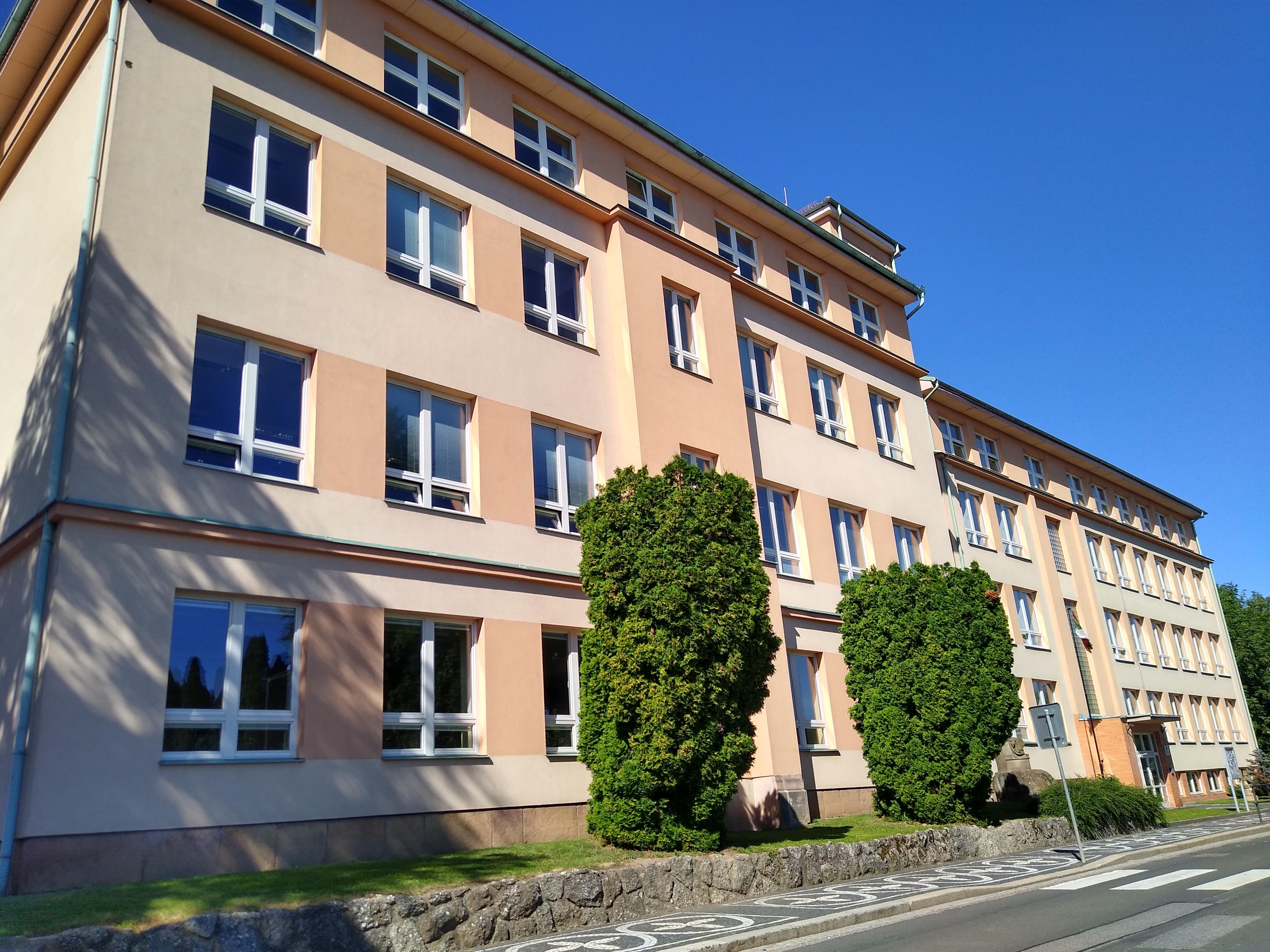 Základní škola Bělohrad foto 5