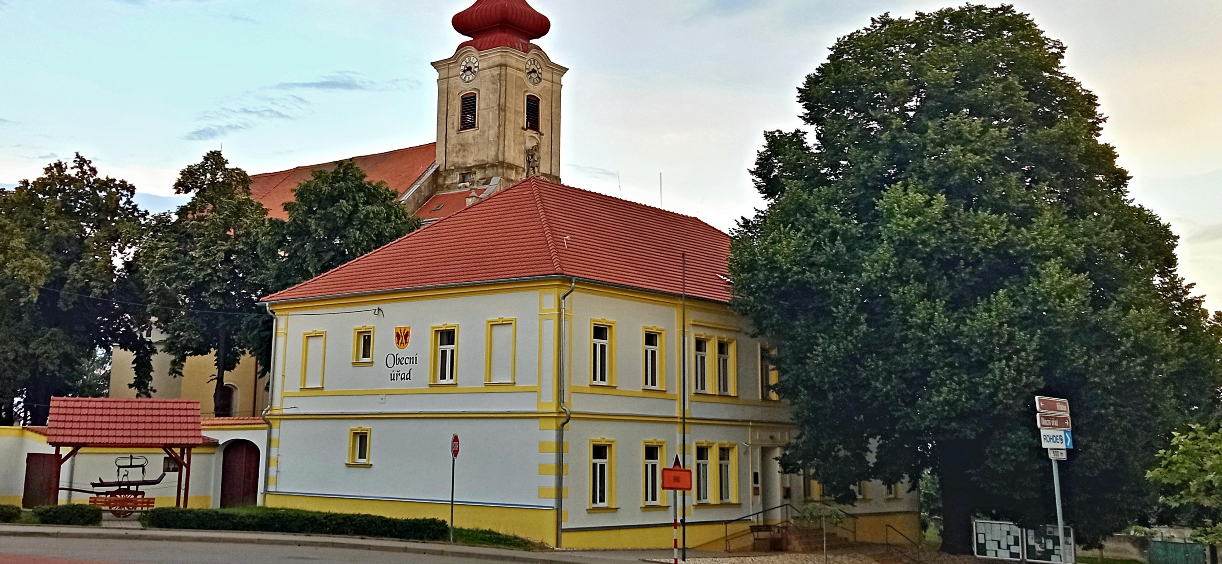 Úřad městyse Dyjákovice foto 2