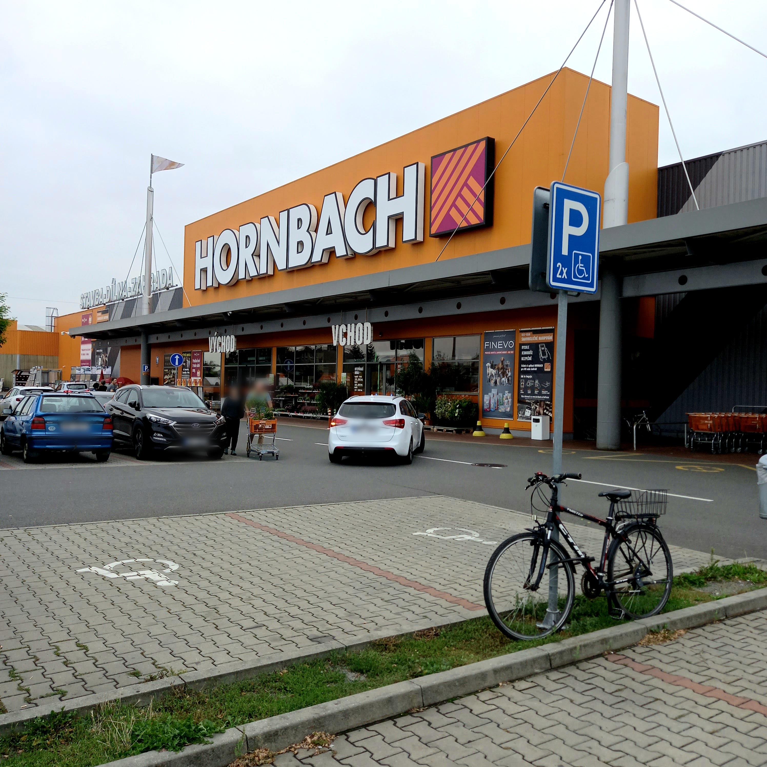HORNBACH foto 3