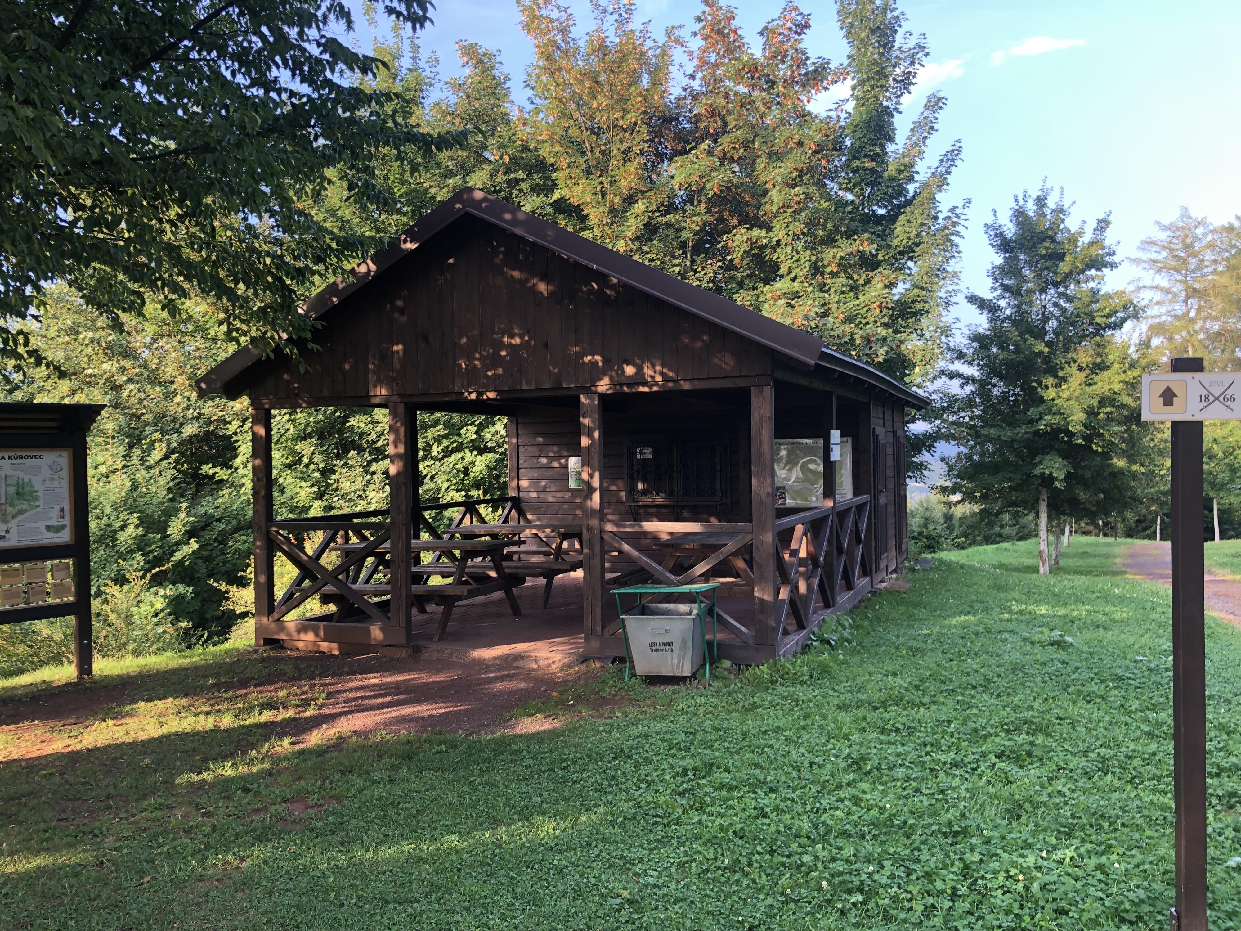 Stánek - Vrch šibeník foto 3