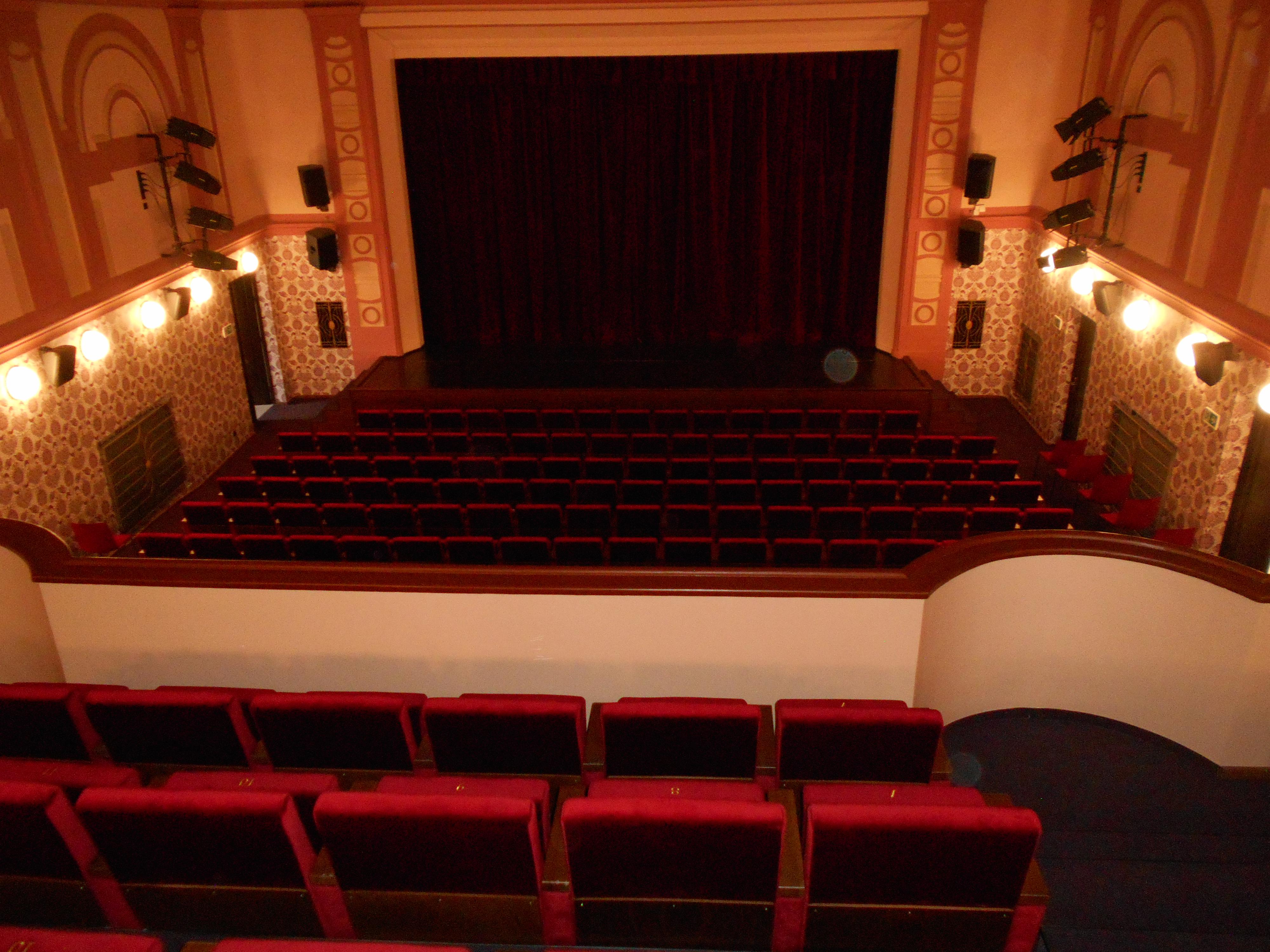 Šemberovo divadlo foto 4