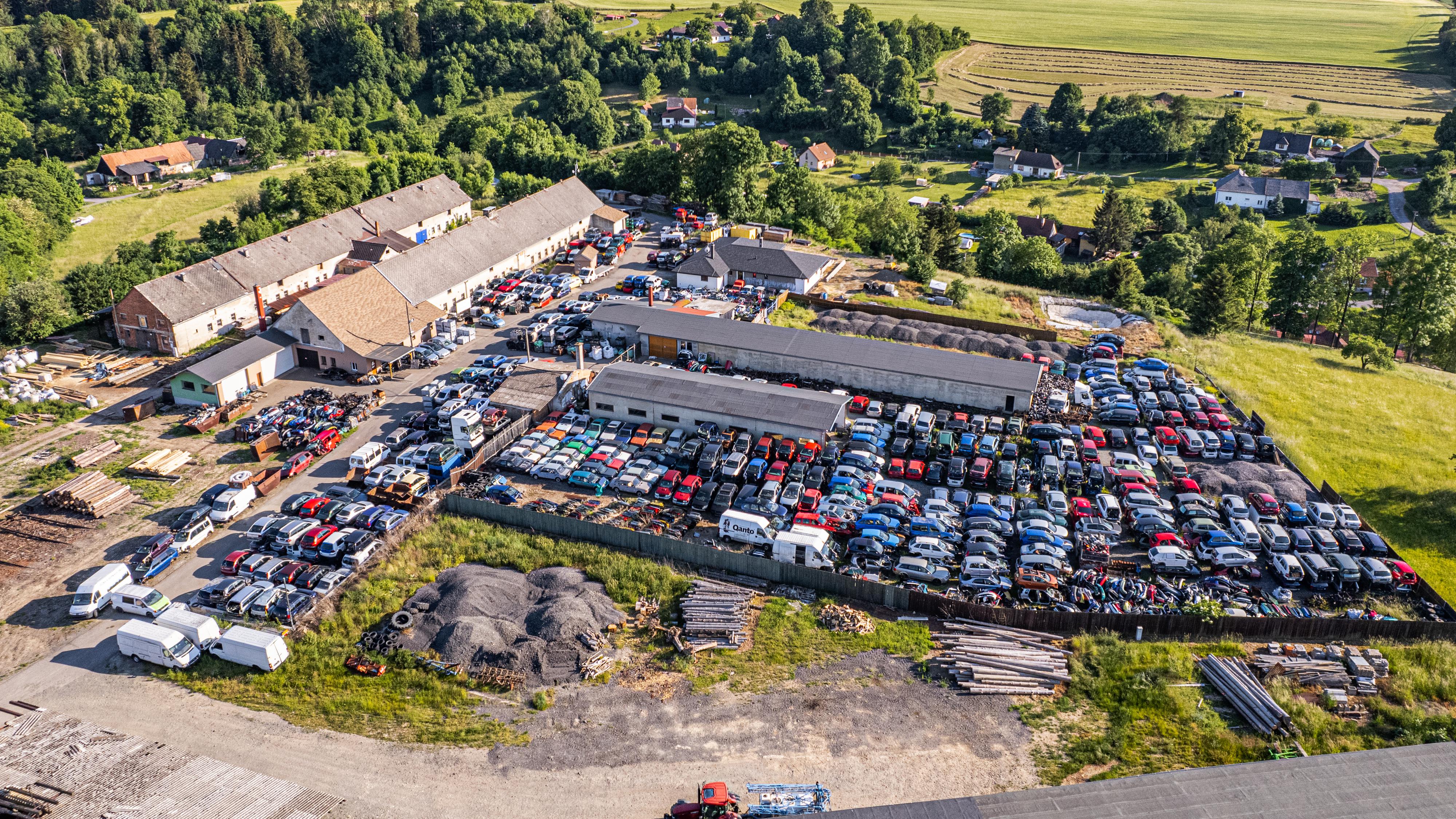 Autopaca Autovrakoviště foto 5