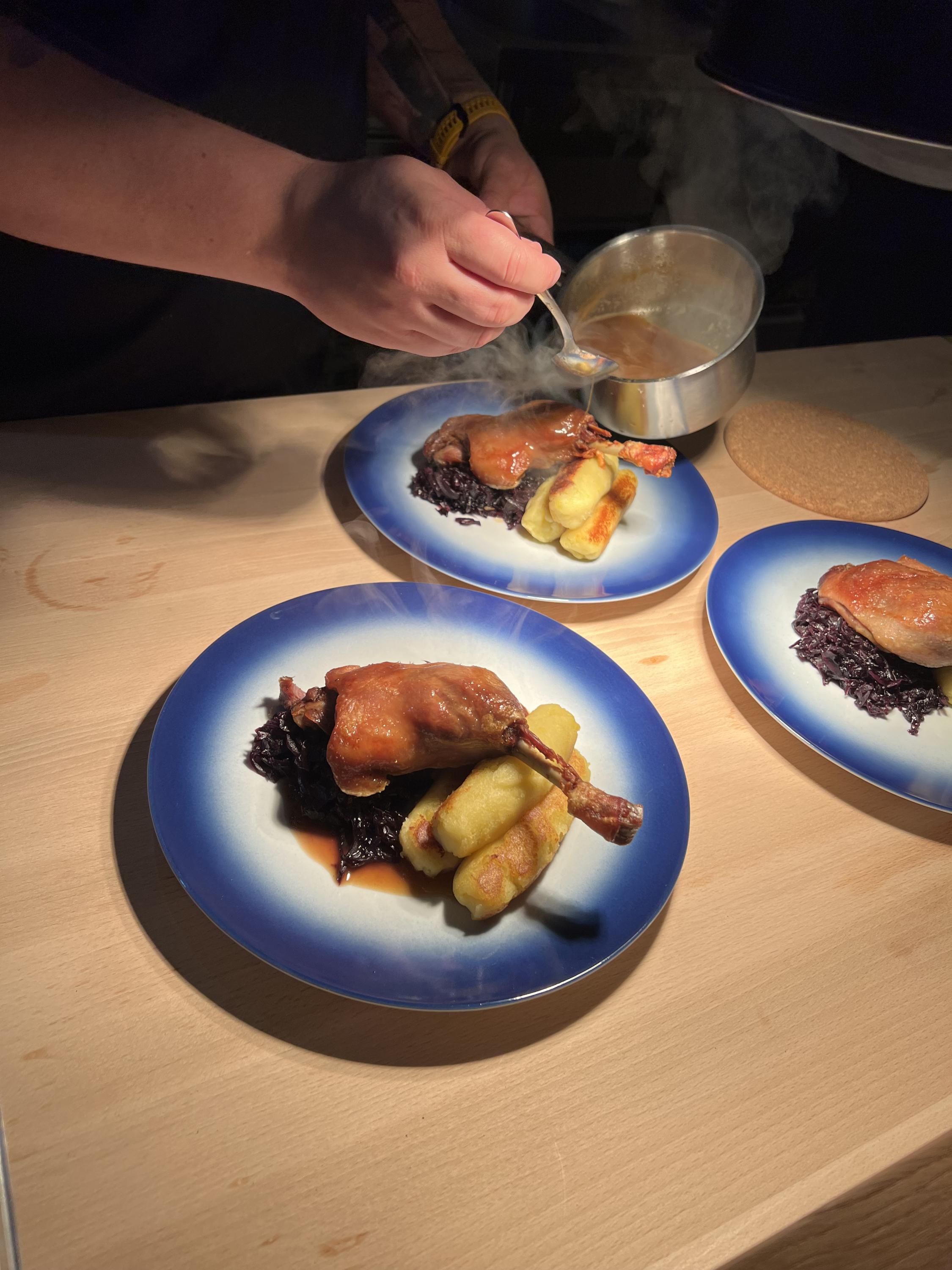 tāst restaurant foto 2