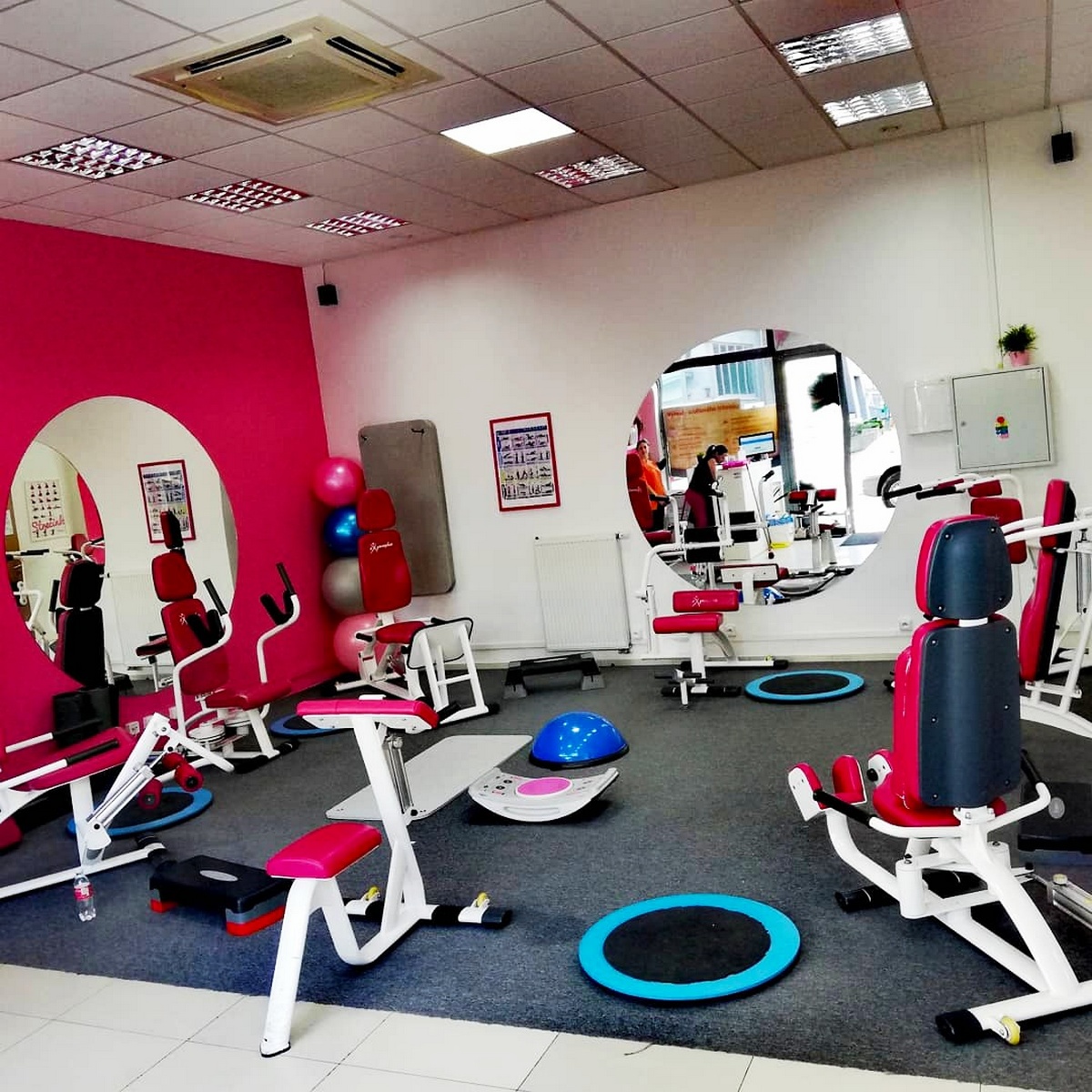 AURA Pankrác Fit Lady Club foto 4