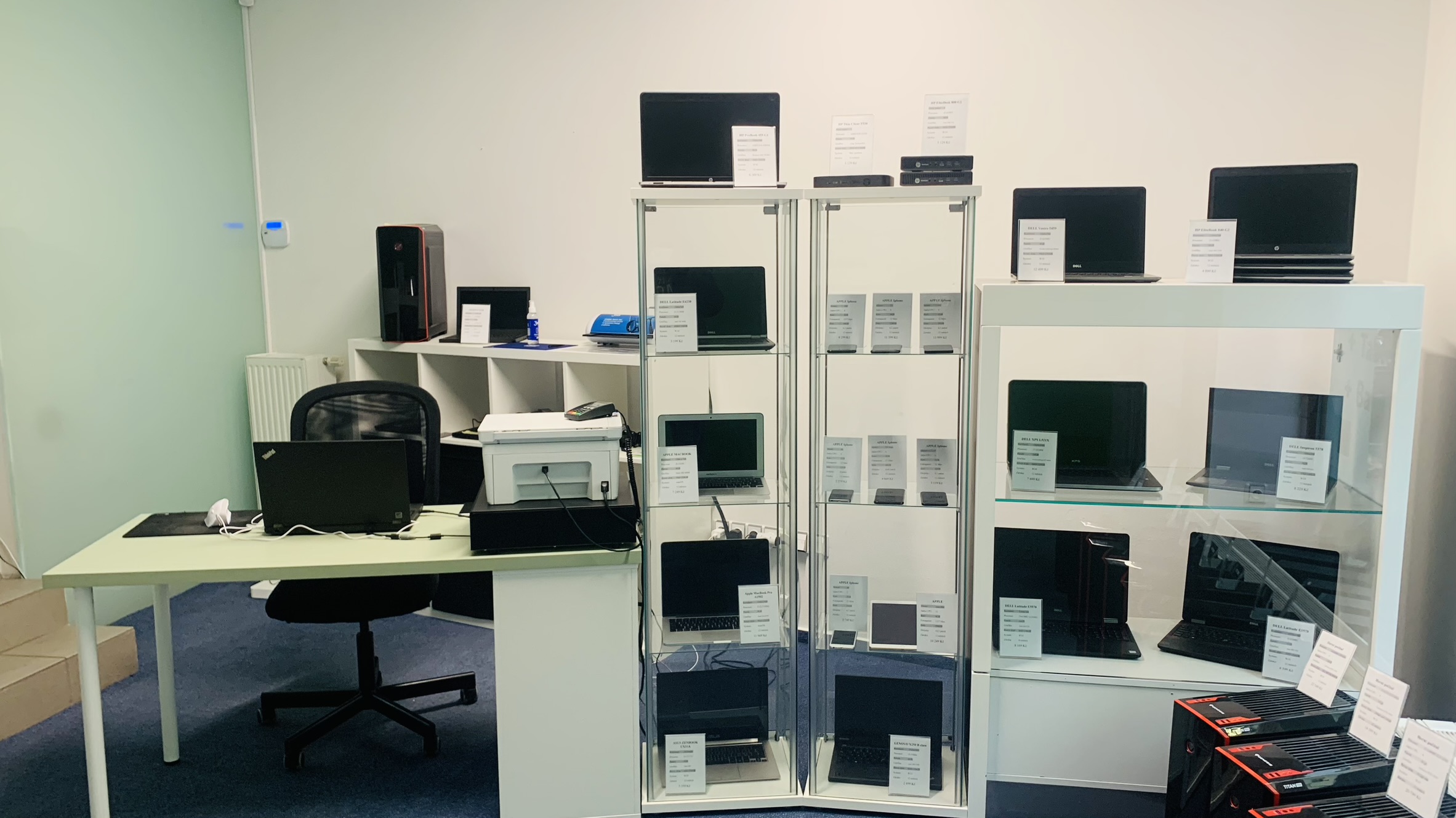 Computer Outlet foto 2